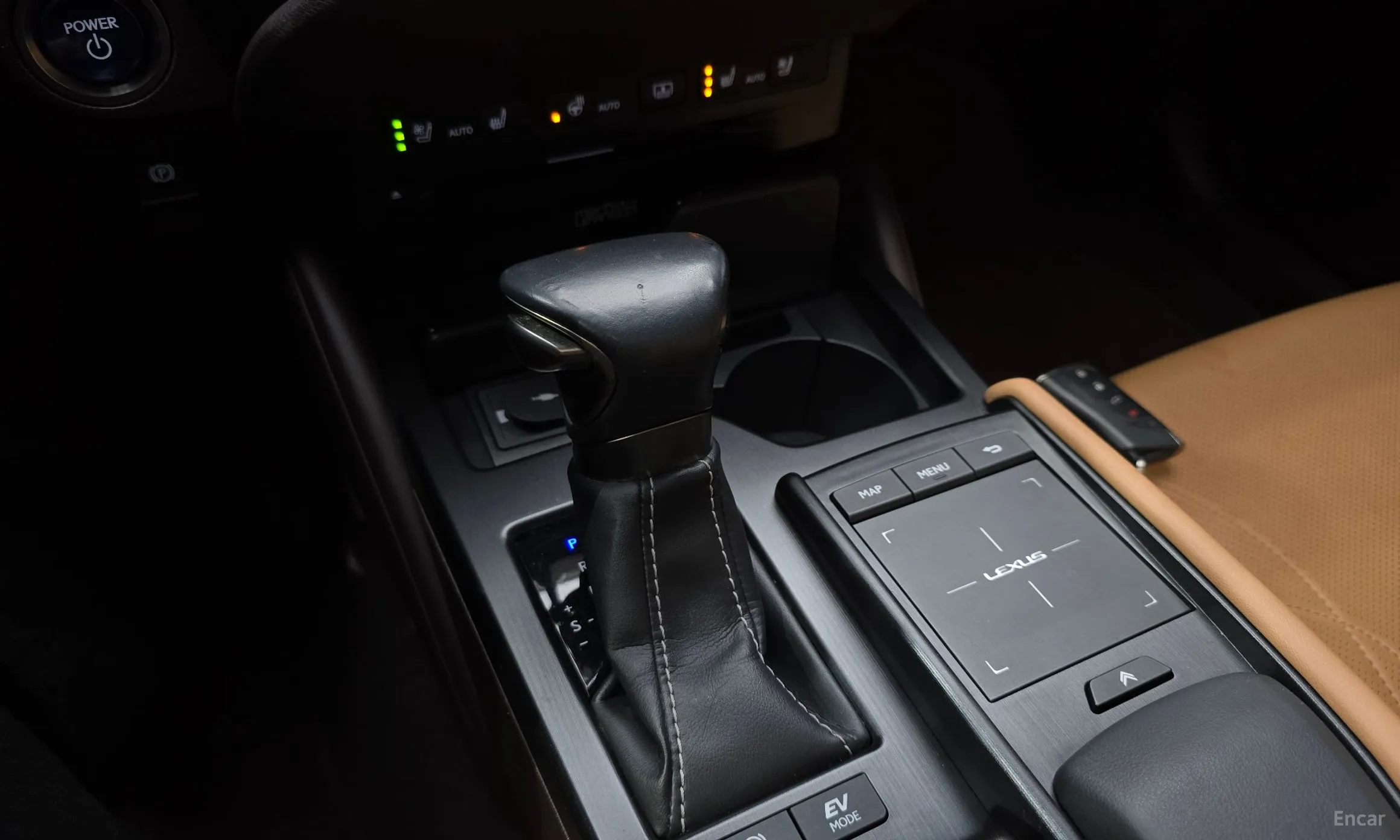 Lexus ES300h 7th Generation превью 9
