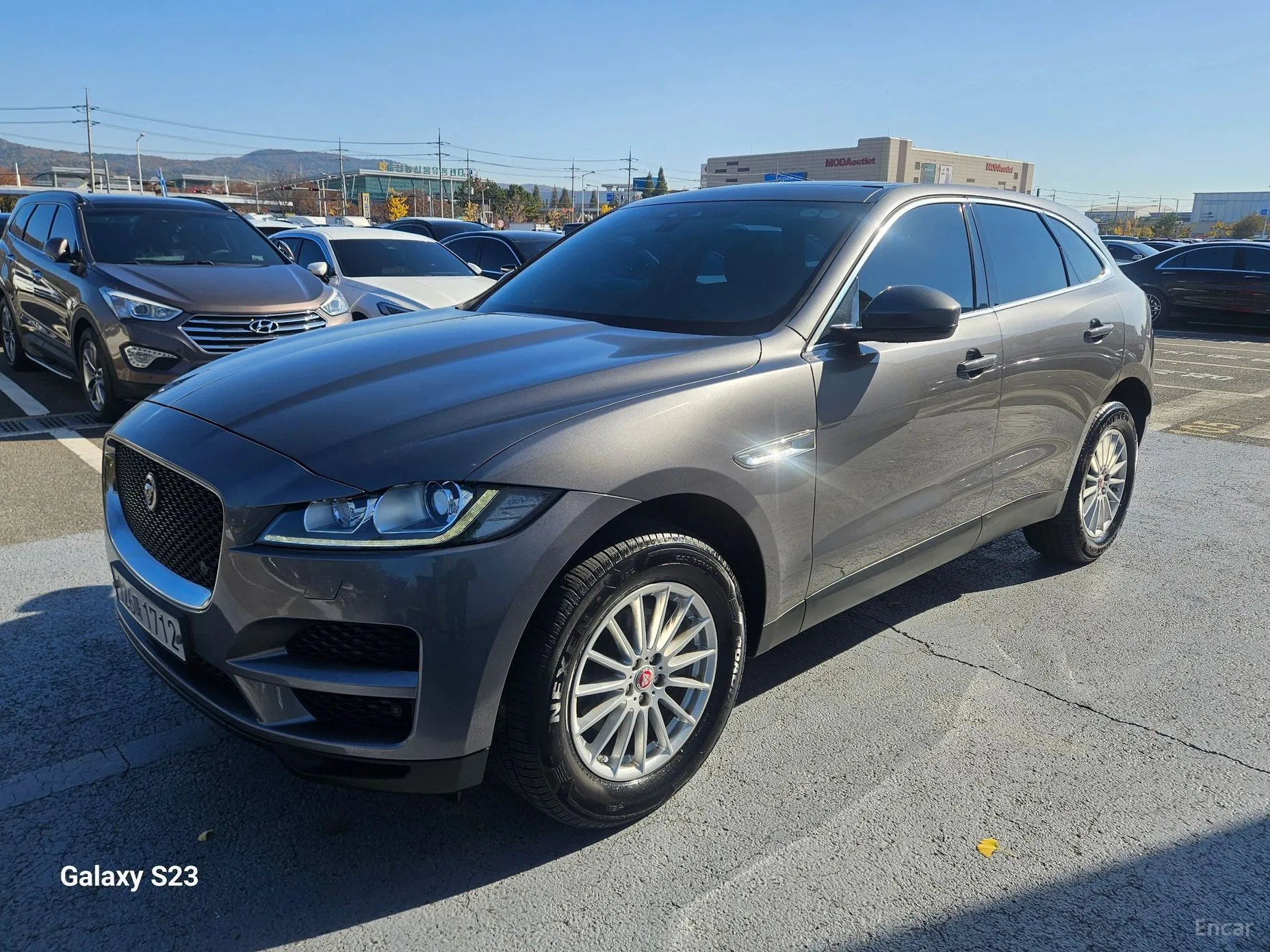 Jaguar F-PACE превью 7