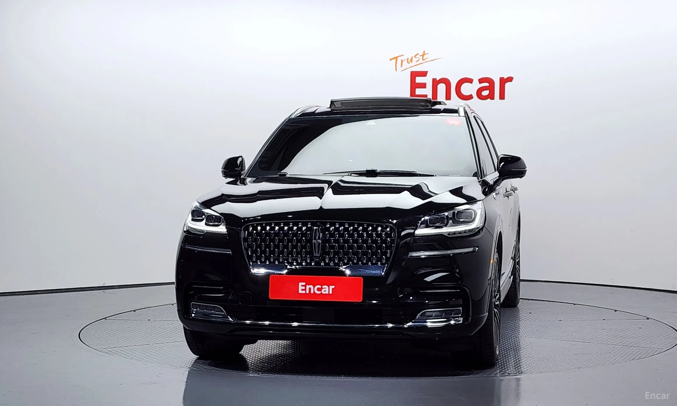 Lincoln Aviator 2nd Generation превью 3