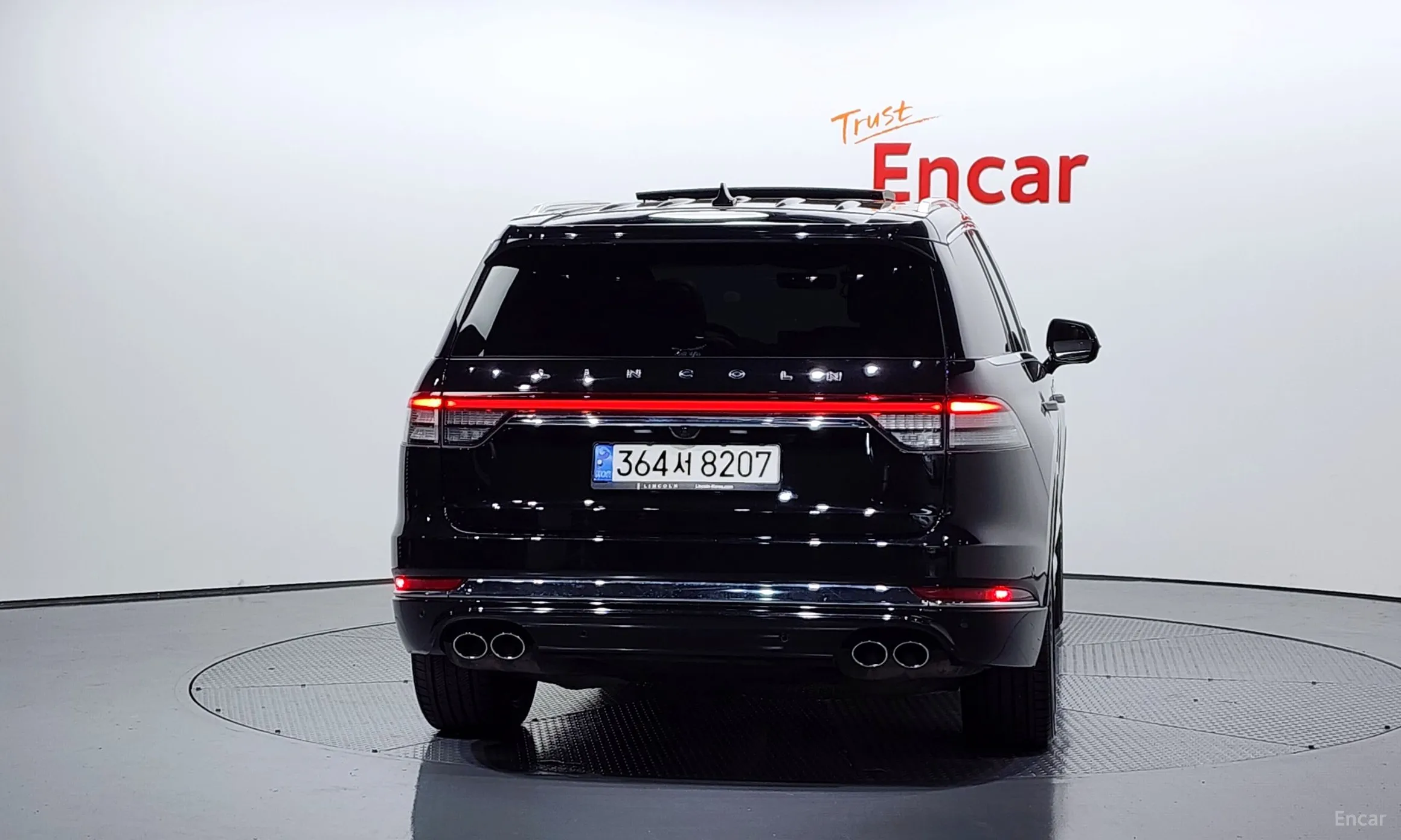 Lincoln Aviator 2nd Generation превью 4