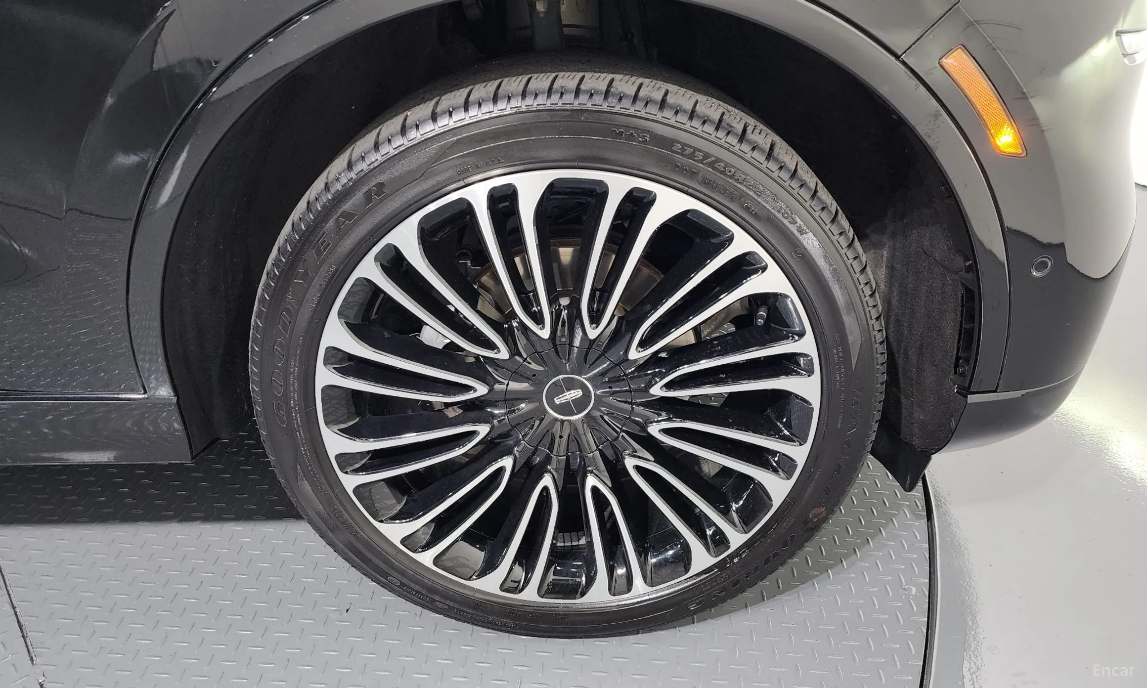 Lincoln Aviator 2nd Generation превью 5