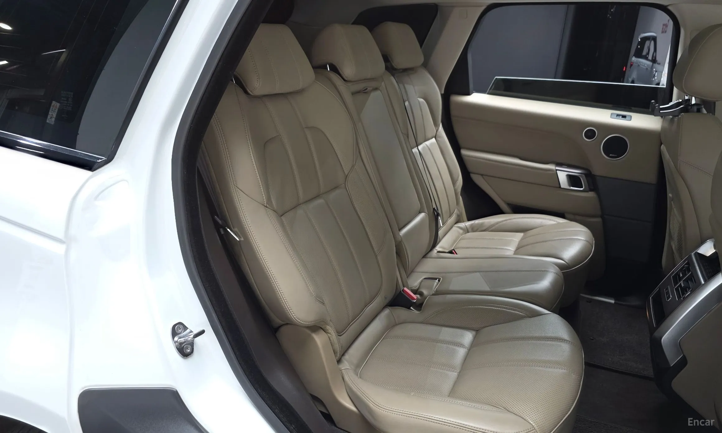 Land Rover Range Rover Sport 2nd Generation превью 12