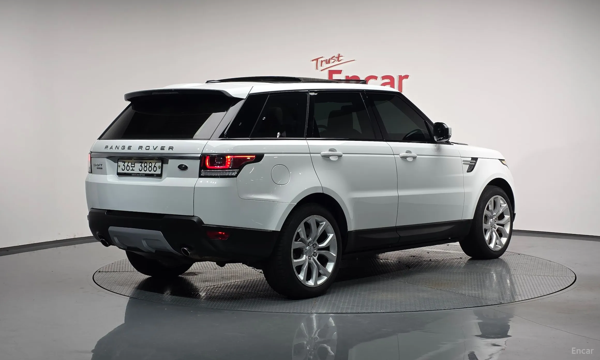 Land Rover Range Rover Sport 2nd Generation превью 2