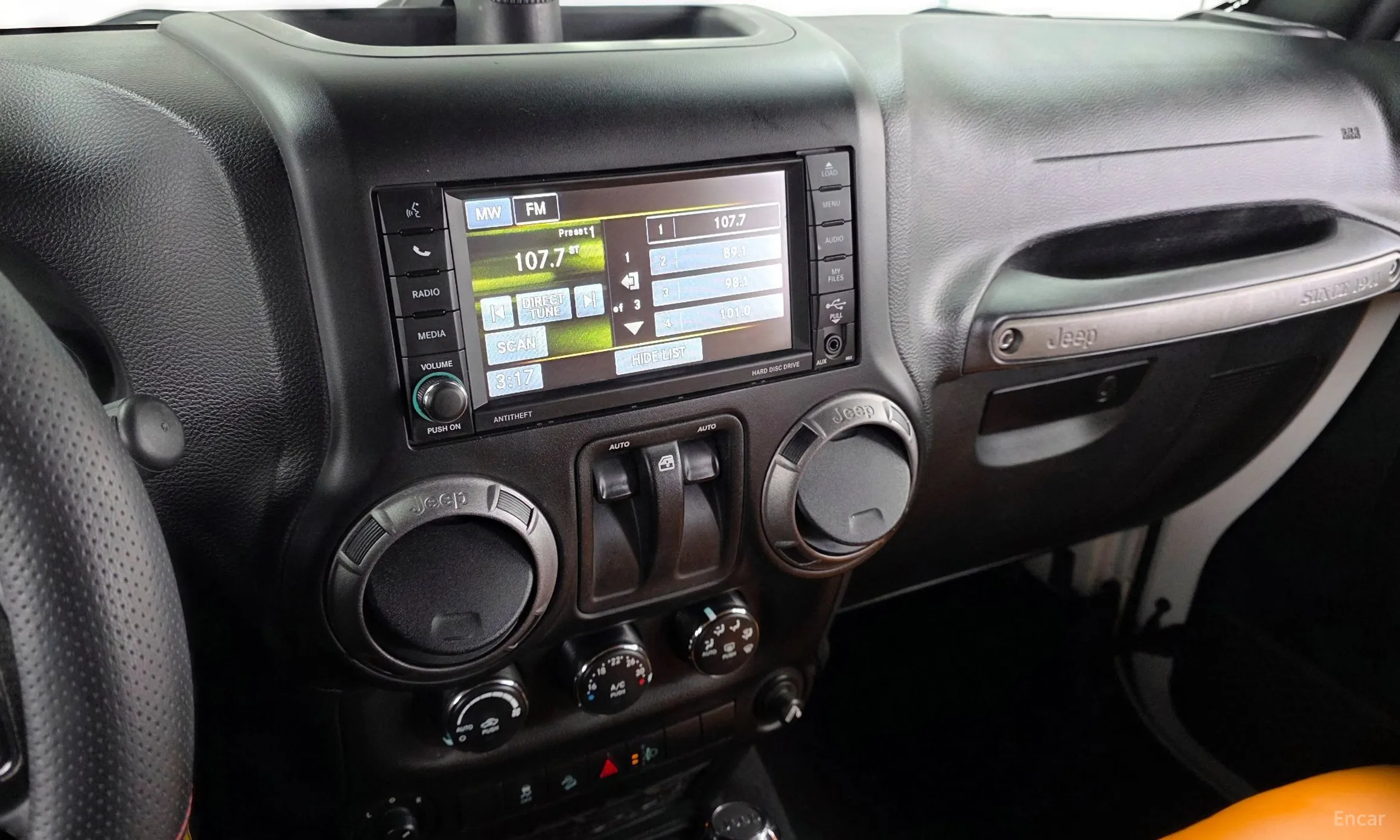 Jeep Wrangler (JK) превью 14