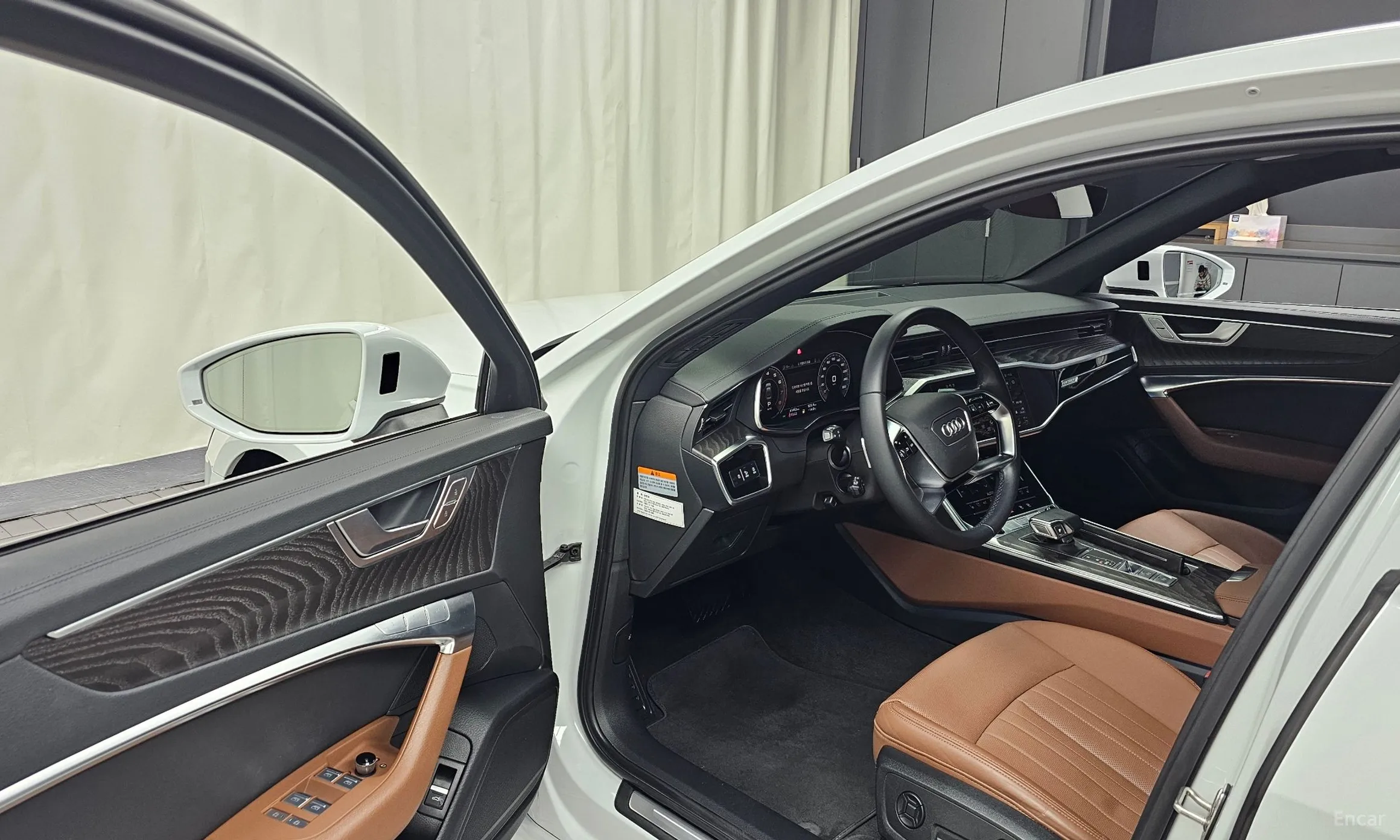 Audi A6 (C8) превью 10