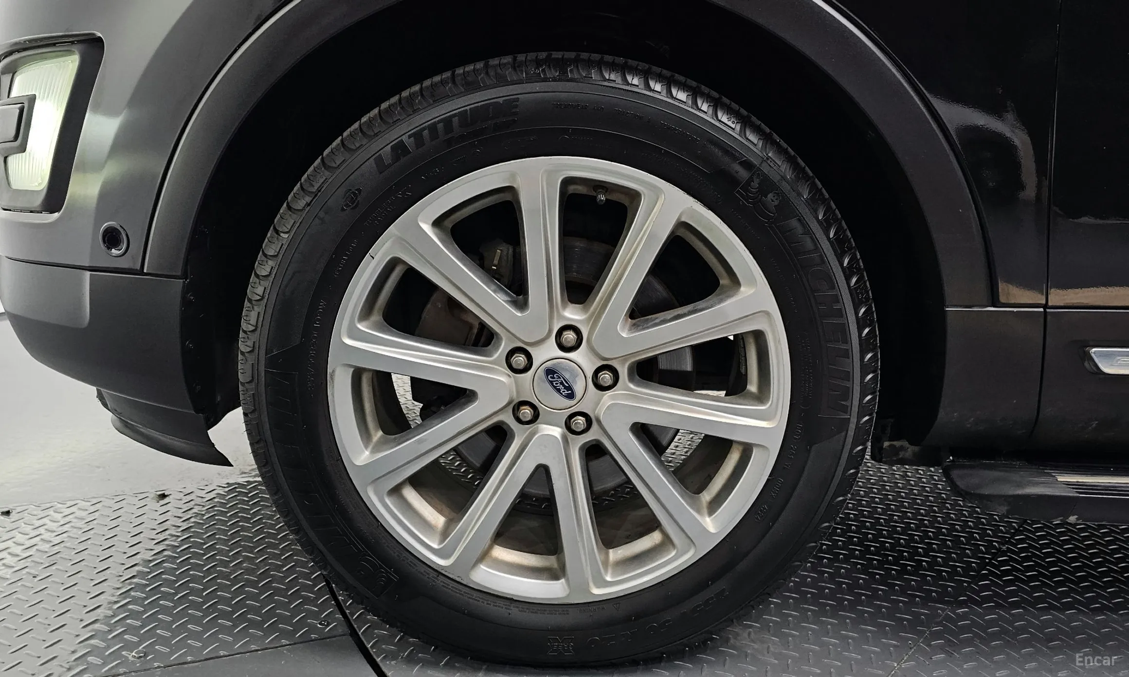 Ford Explorer превью 5
