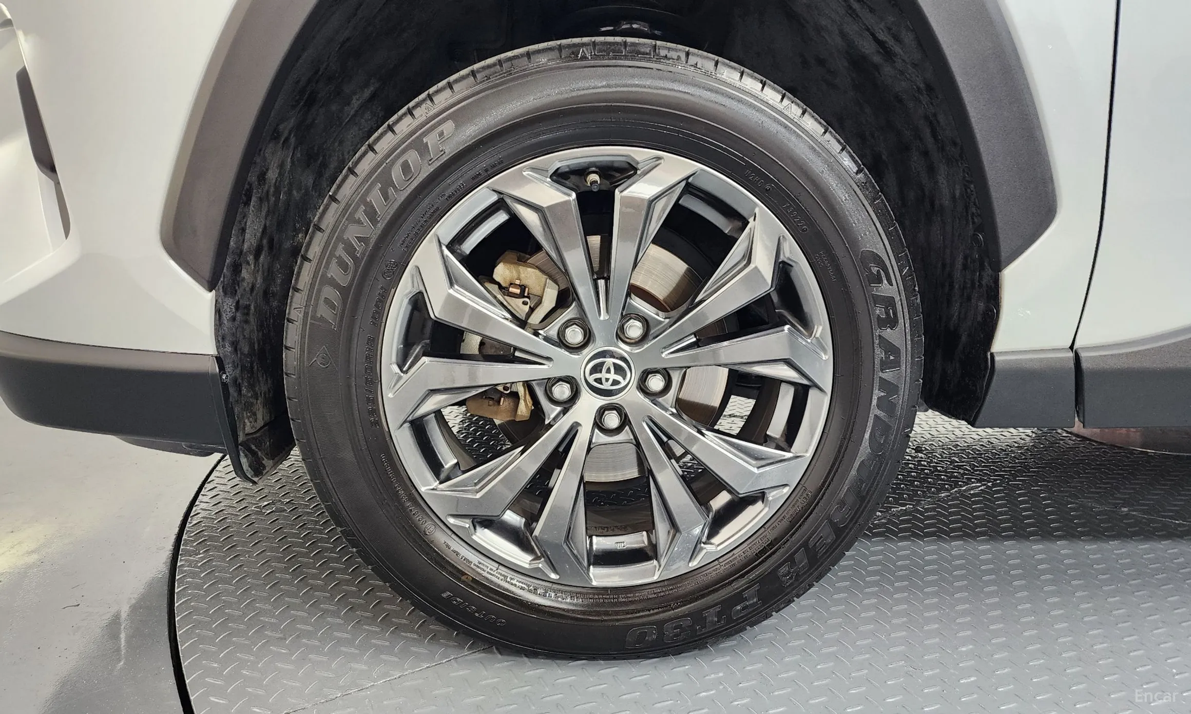 Toyota RAV4 5th Generation превью 5