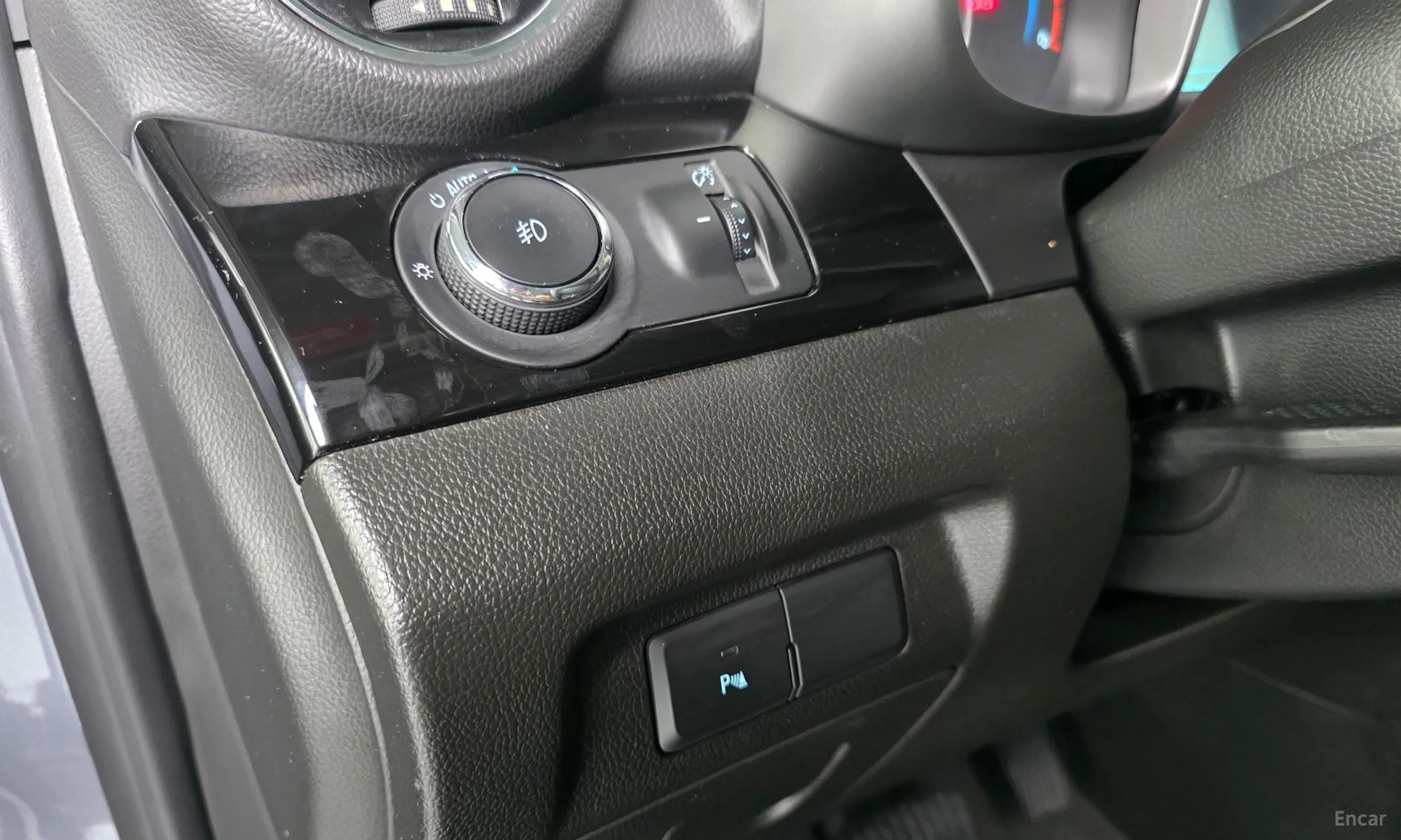 Chevrolet (GM Daewoo) Orlando превью 13