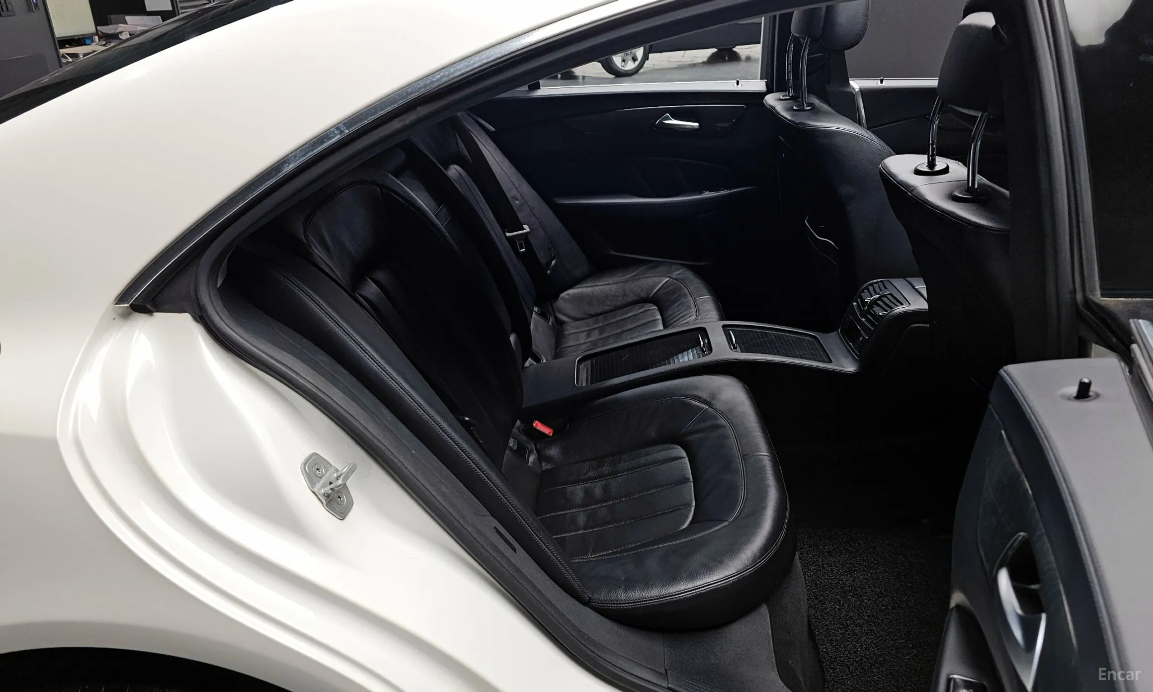 Mercedes Benz CLS-Class W218 превью 11