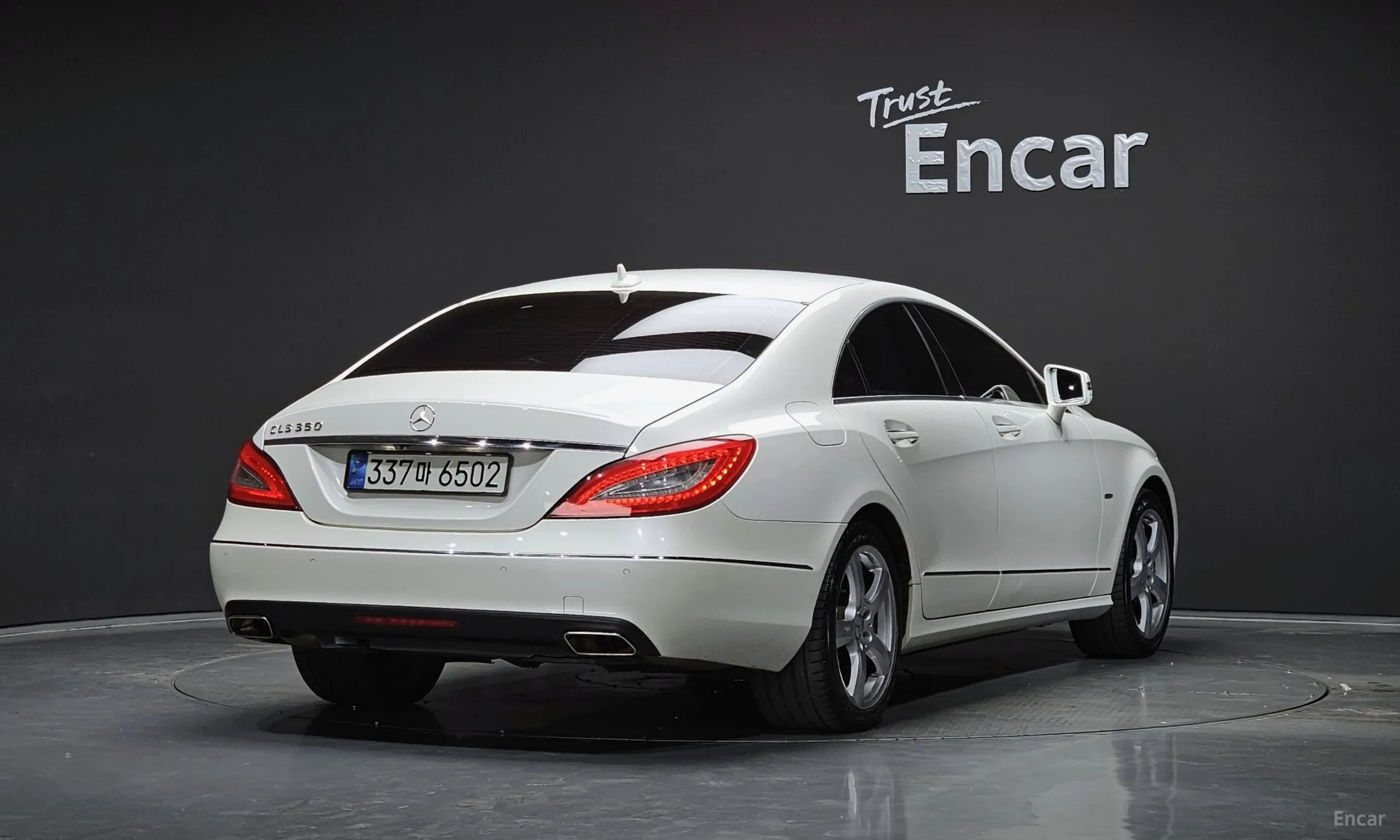 Mercedes Benz CLS-Class W218