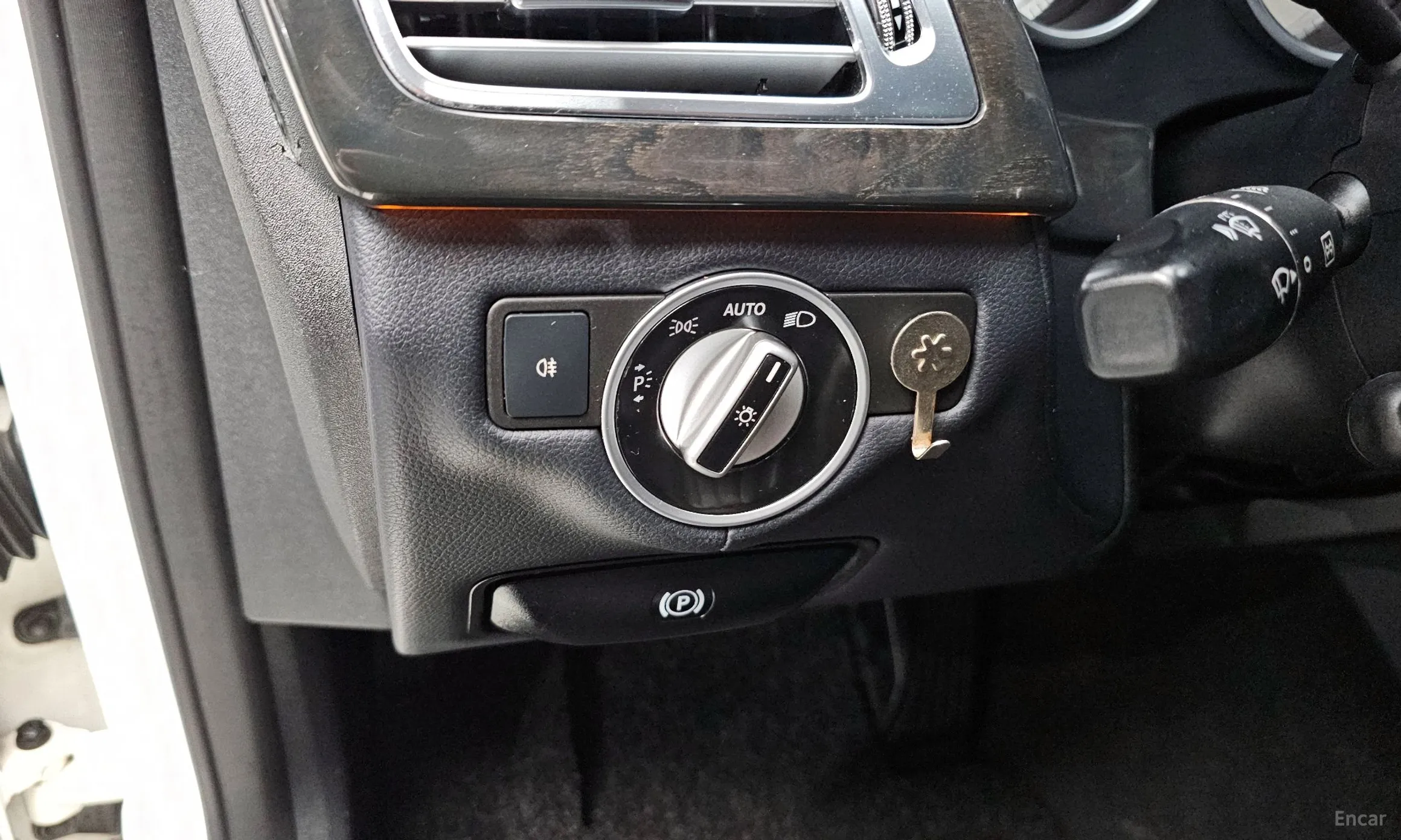Mercedes Benz CLS-Class W218 превью 17