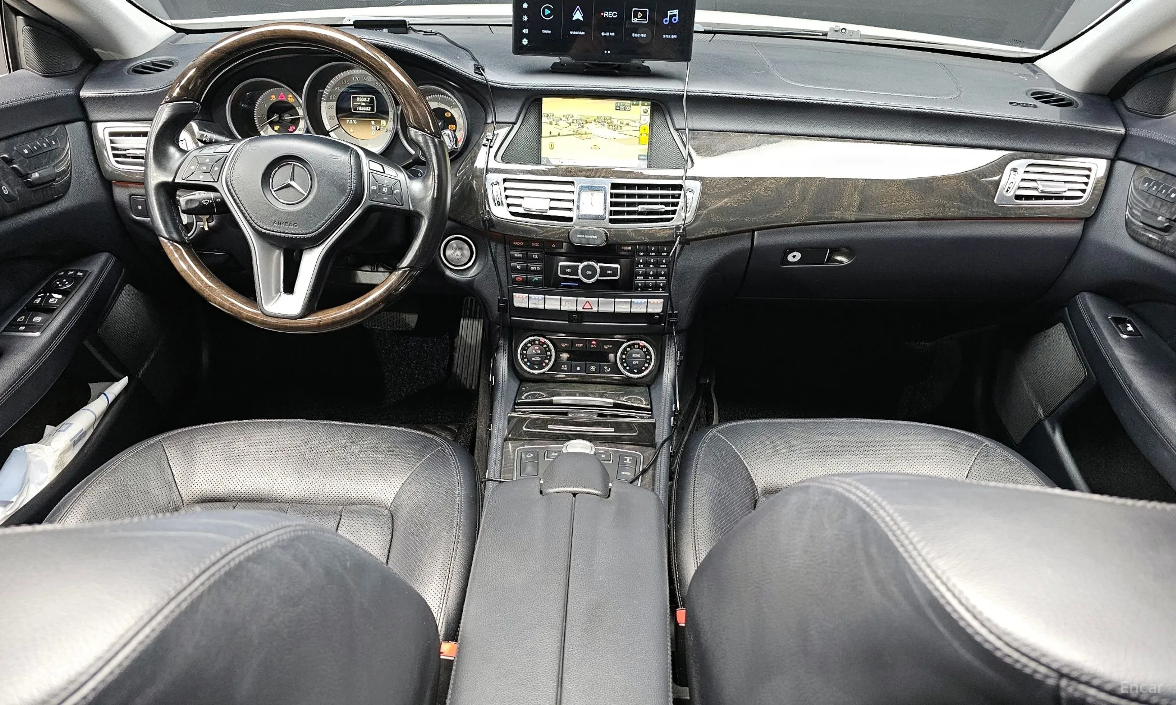 Mercedes Benz CLS-Class W218 превью 7
