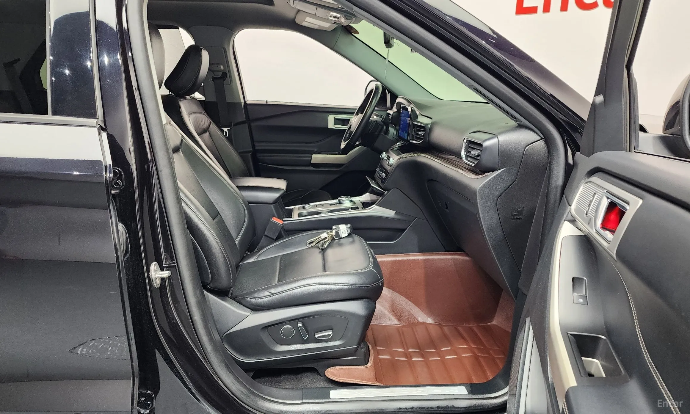 Ford Explorer 6th Generation превью 11