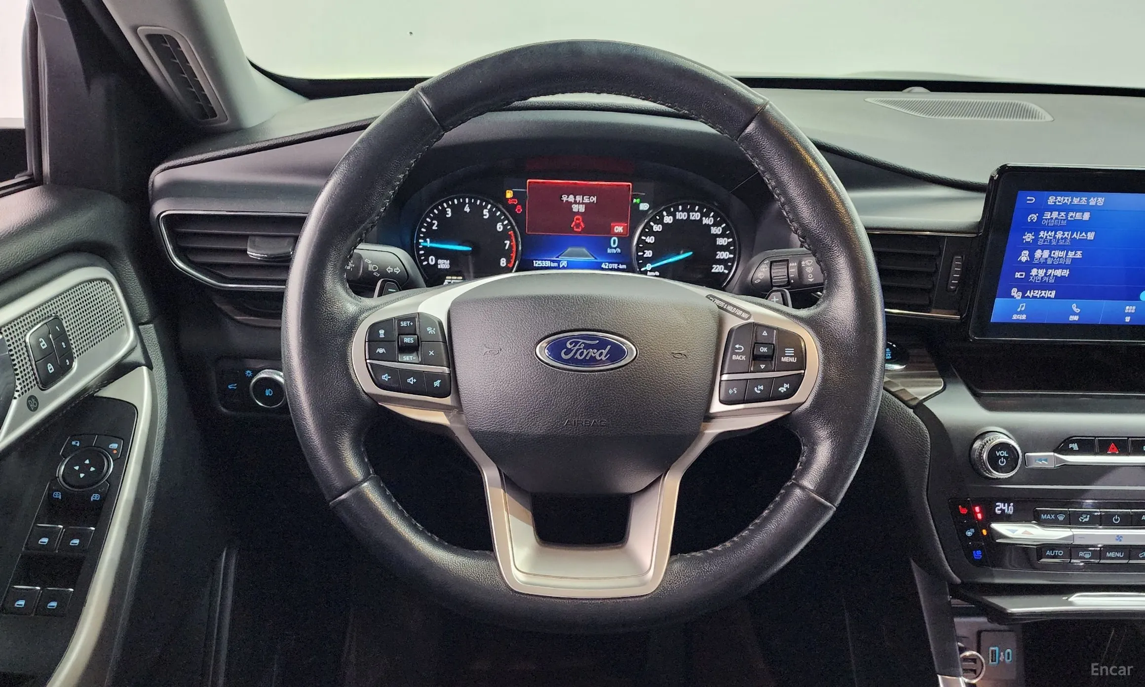Ford Explorer 6th Generation превью 13