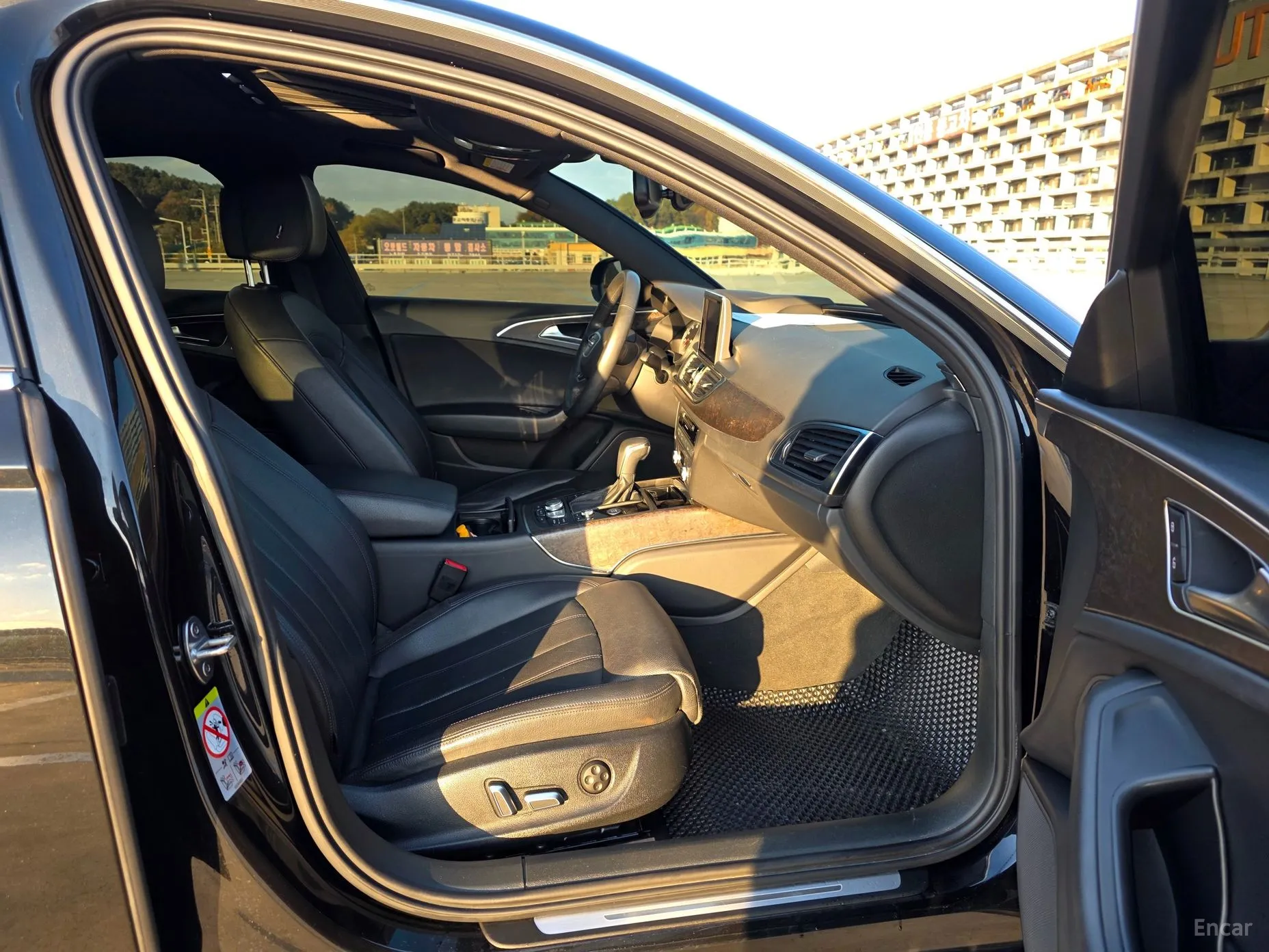 Audi New A6 превью 14