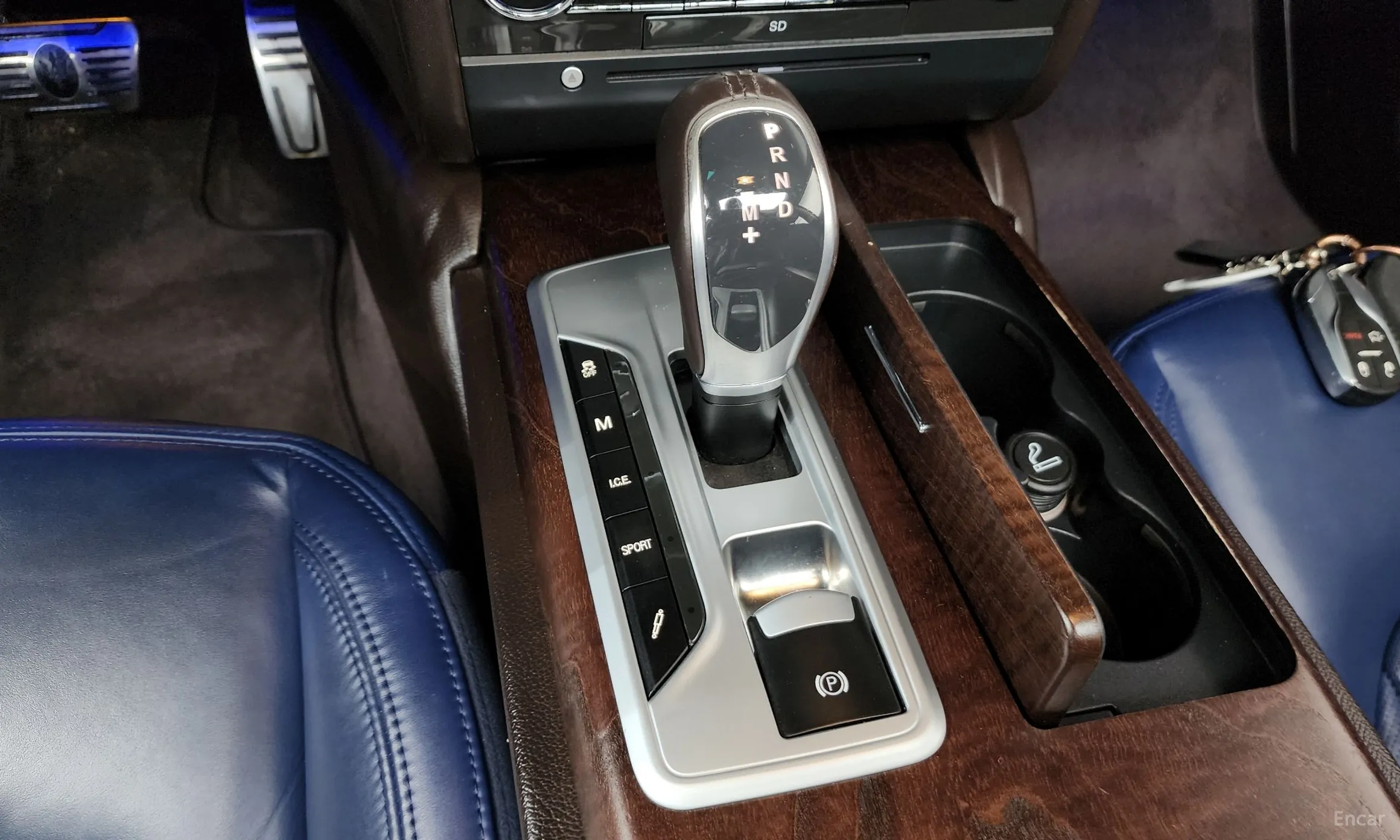 Maserati Ghibli превью 9