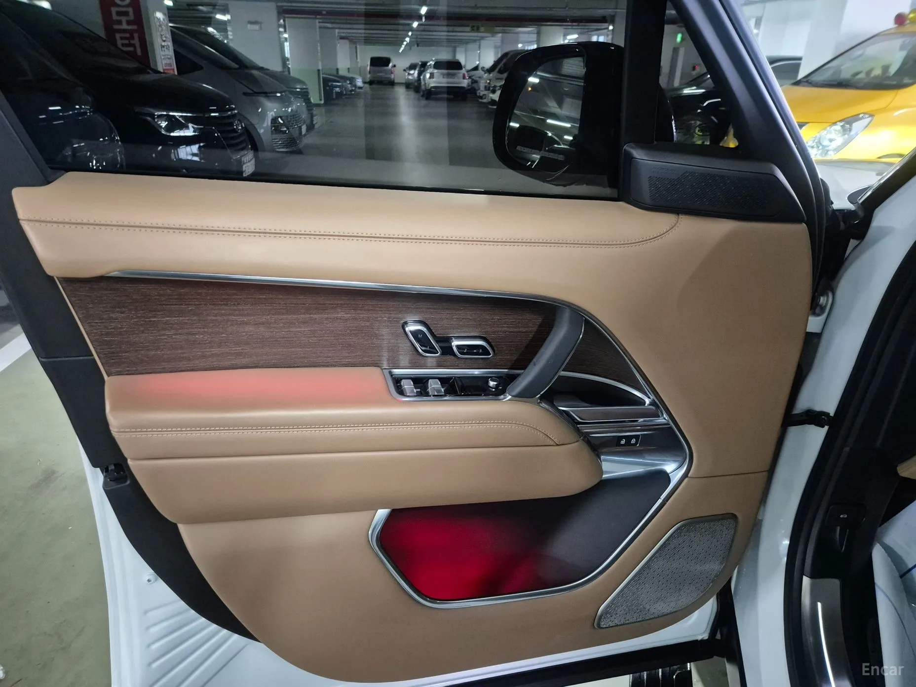 Land Rover Range Rover 5th Generation превью 11