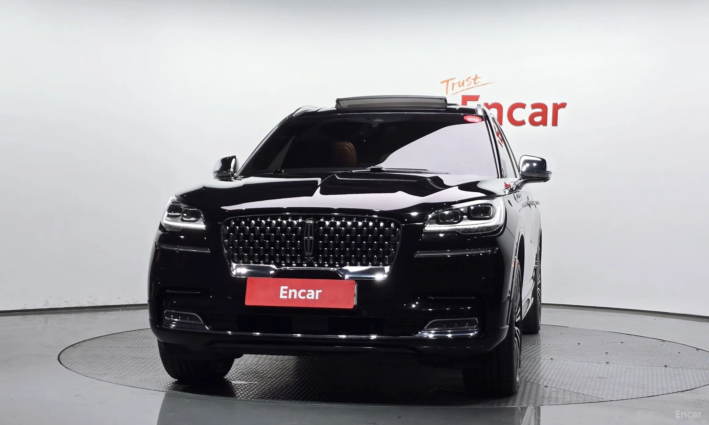 Lincoln Aviator 2nd Generation превью 3