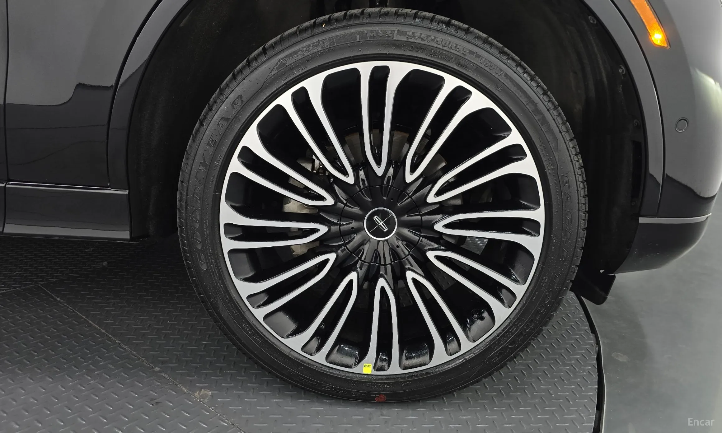 Lincoln Aviator 2nd Generation превью 5
