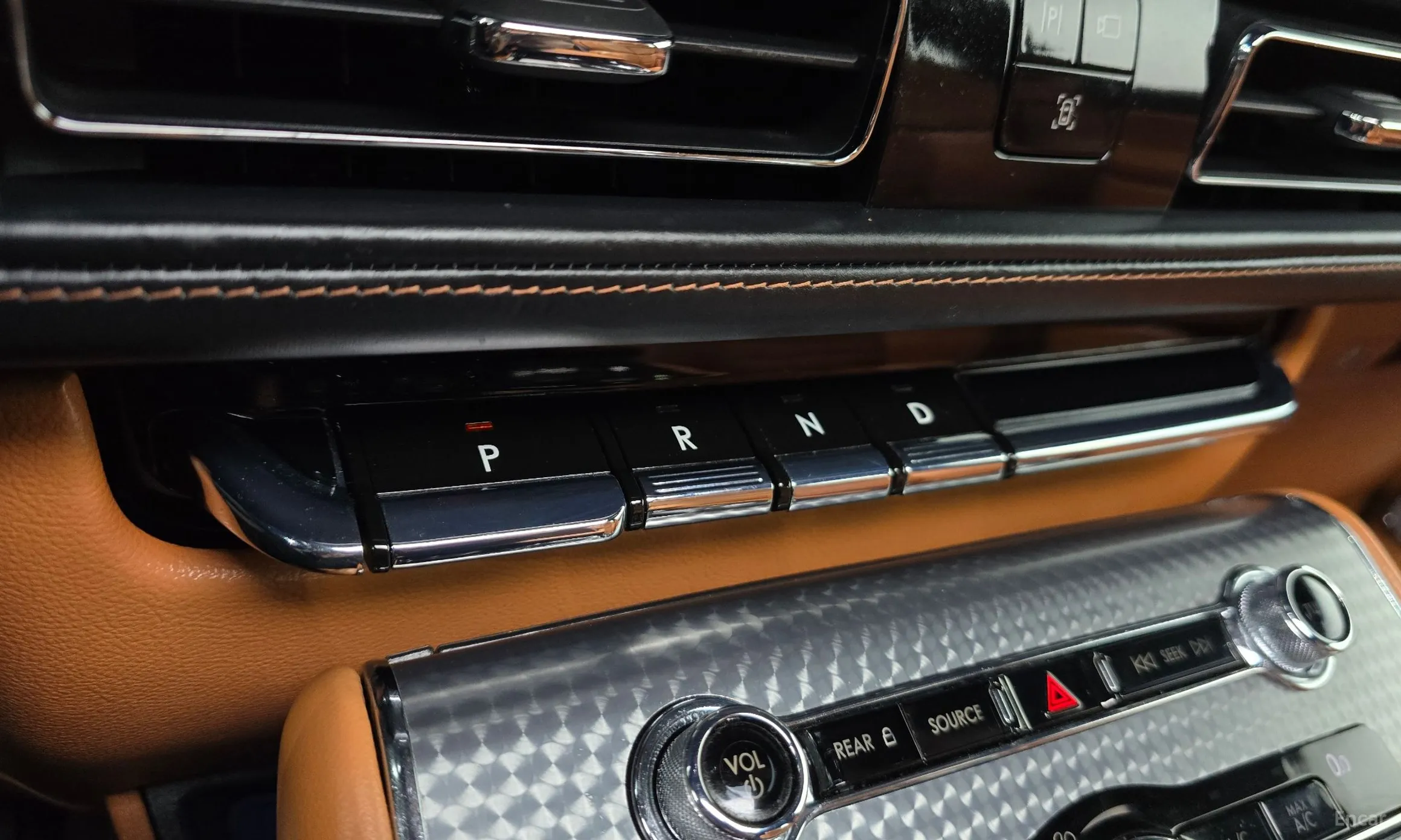 Lincoln Aviator 2nd Generation превью 9