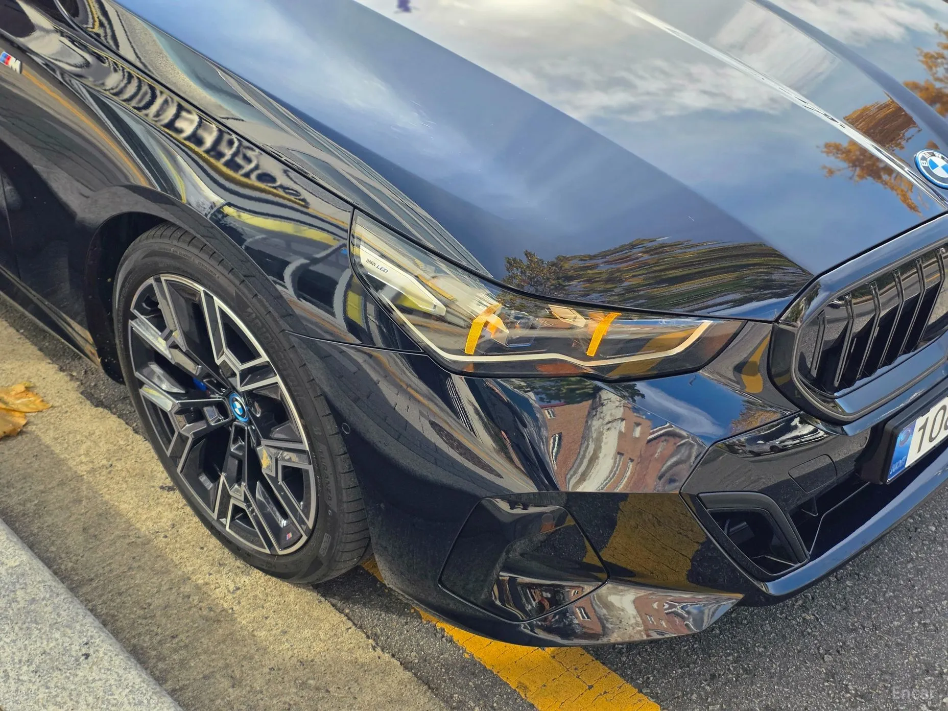 BMW 5 Series (G60) превью 3