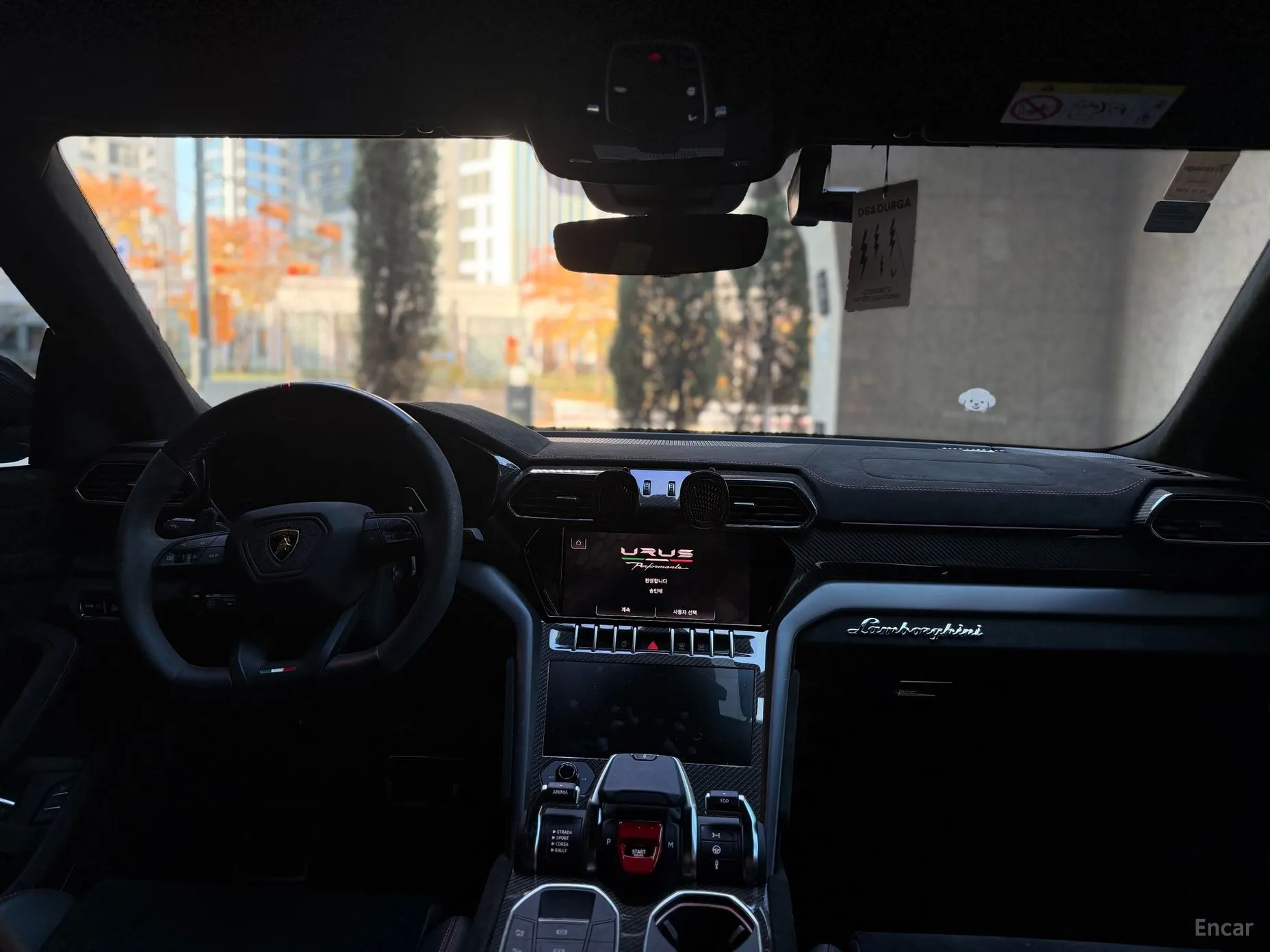 Lamborghini Urus превью 11