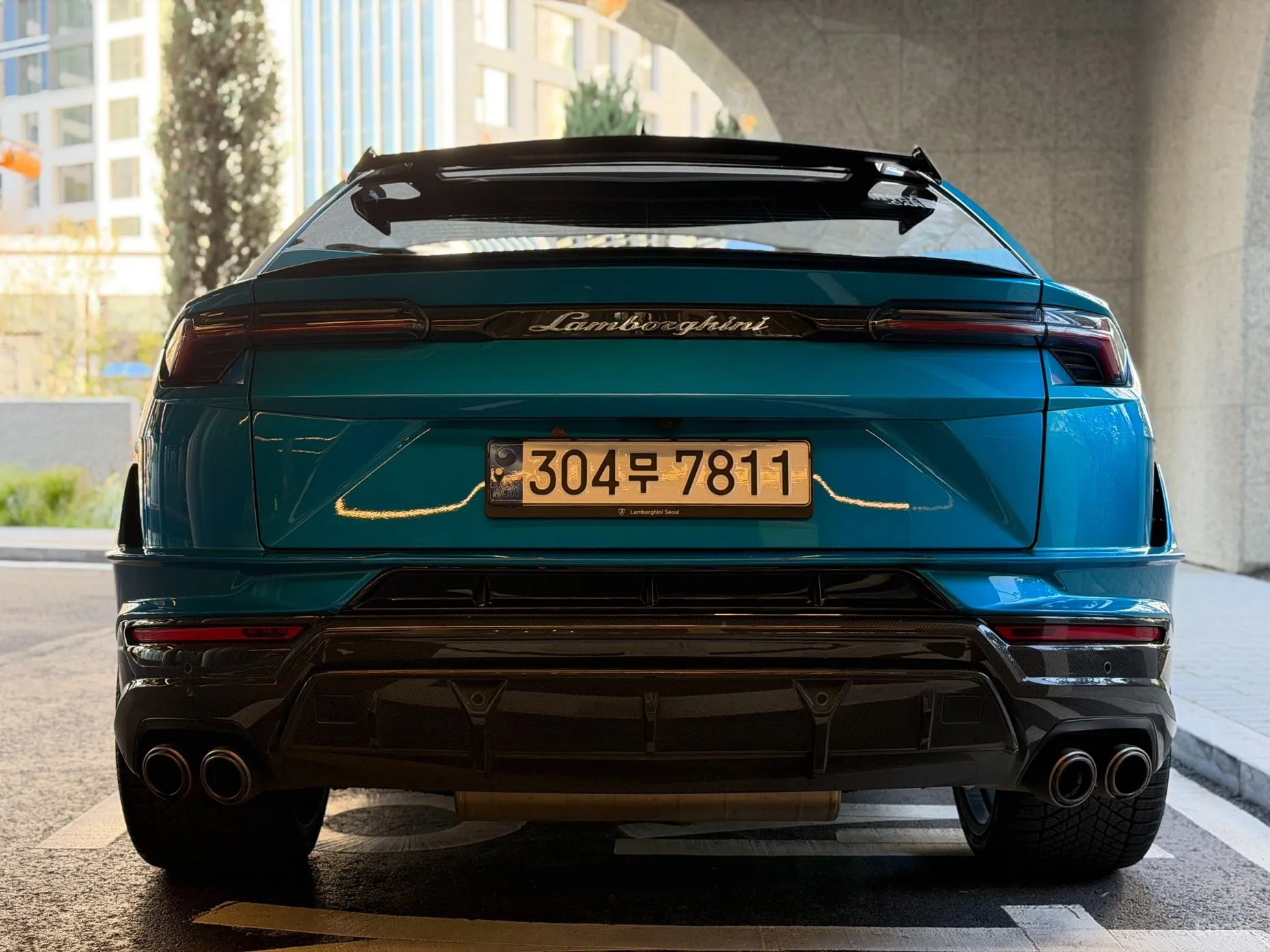 Lamborghini Urus превью 4