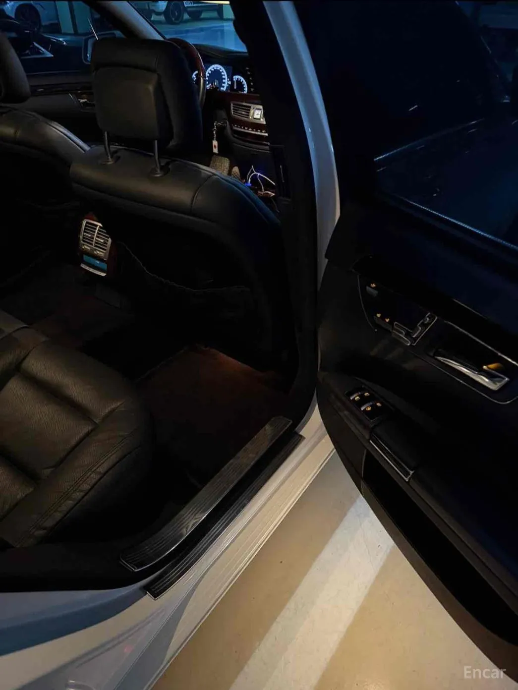 Mercedes Benz S-Class W221 превью 15