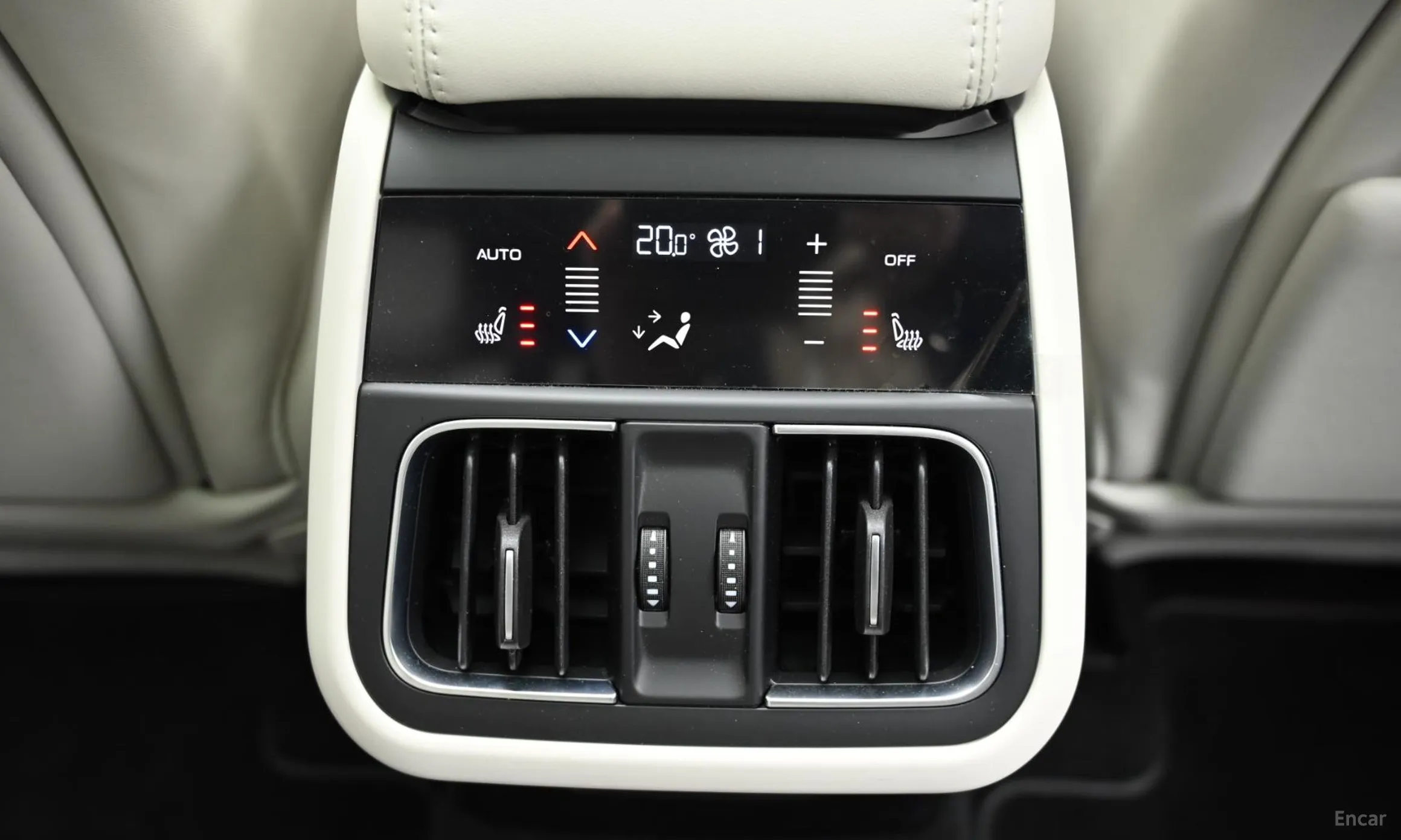 Maserati Grekale превью 16