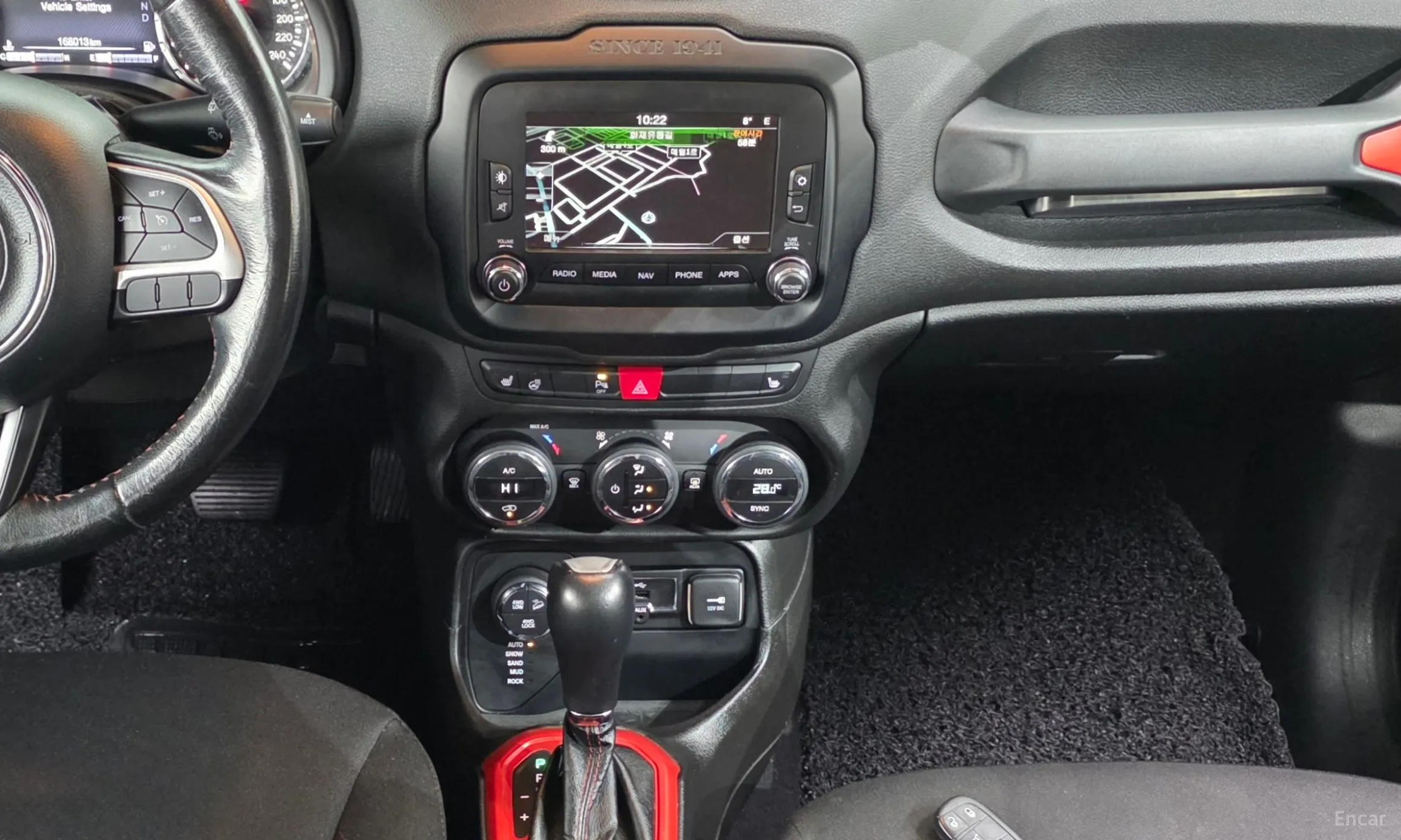 Jeep Renegade превью 15