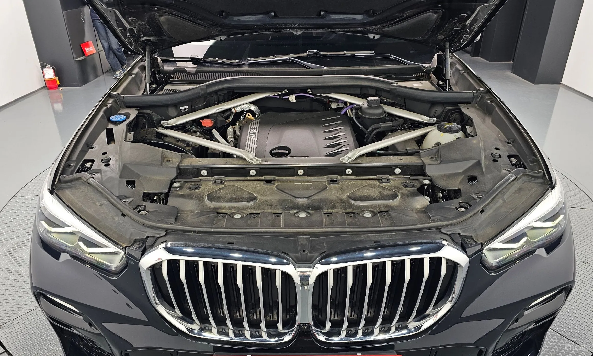 BMW X5 (G05) превью 6