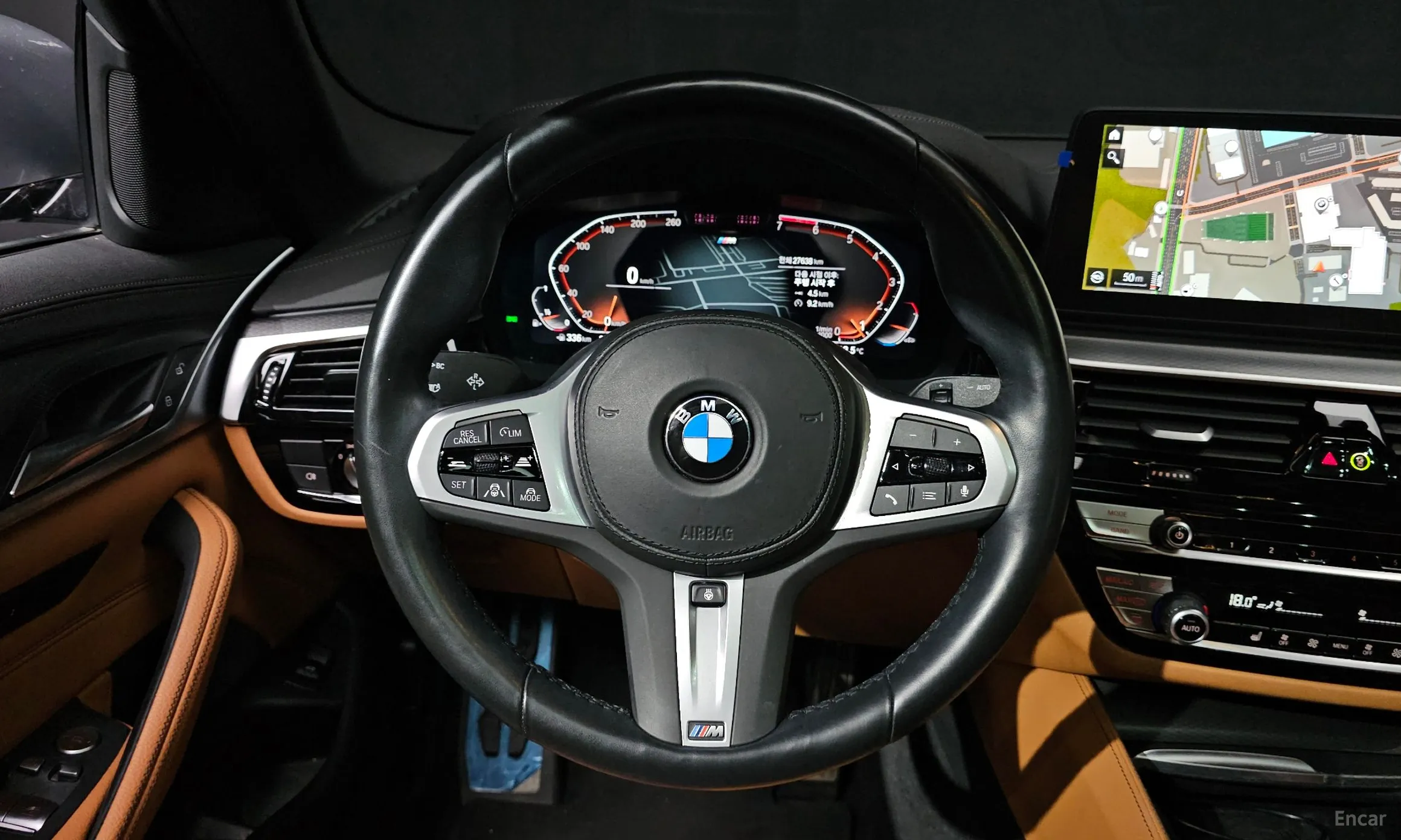 BMW 5 Series (G30) превью 13