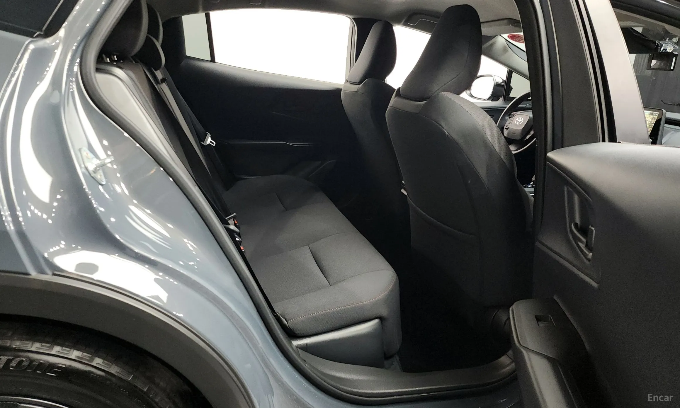 Toyota Prius 5th Generation превью 12