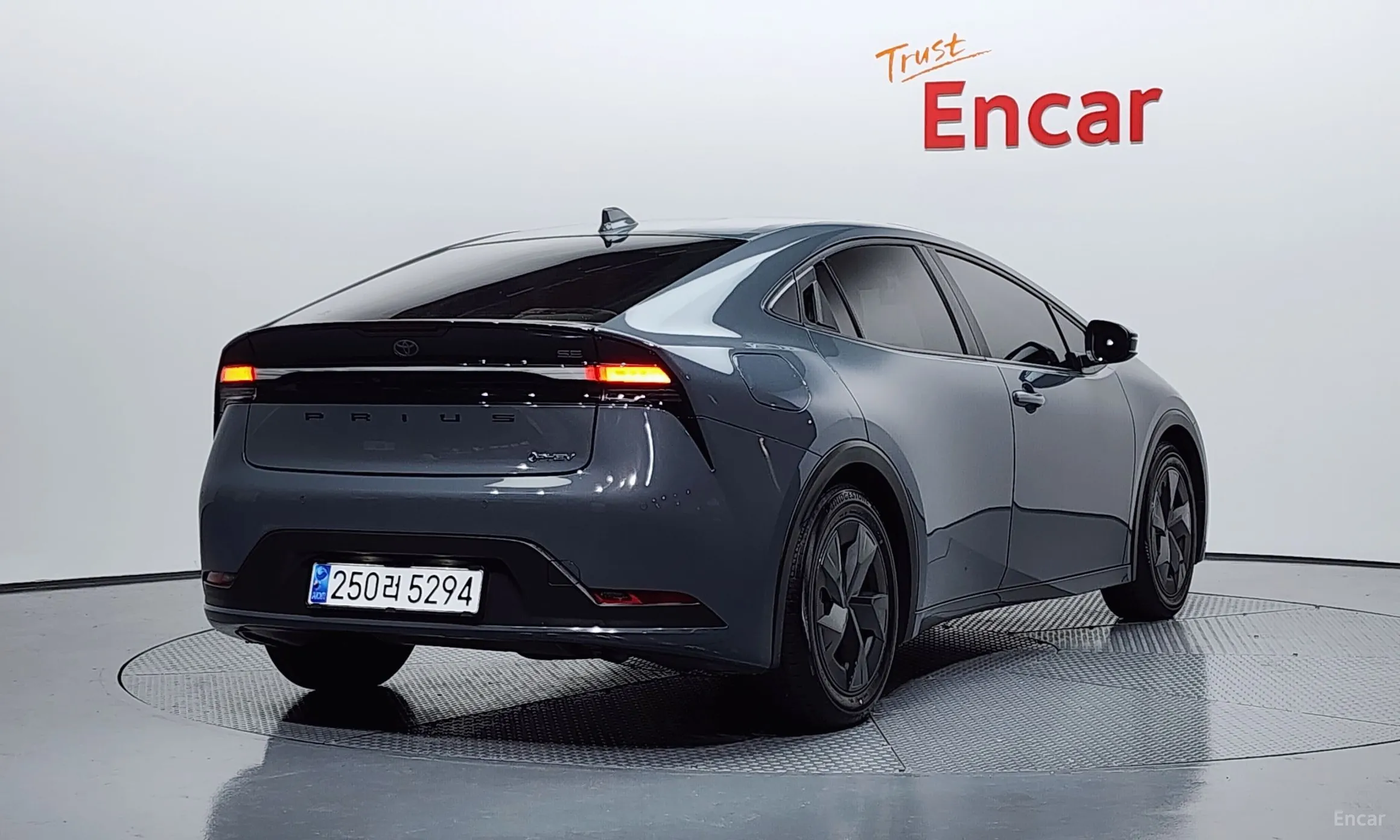 Toyota Prius 5th Generation превью 2