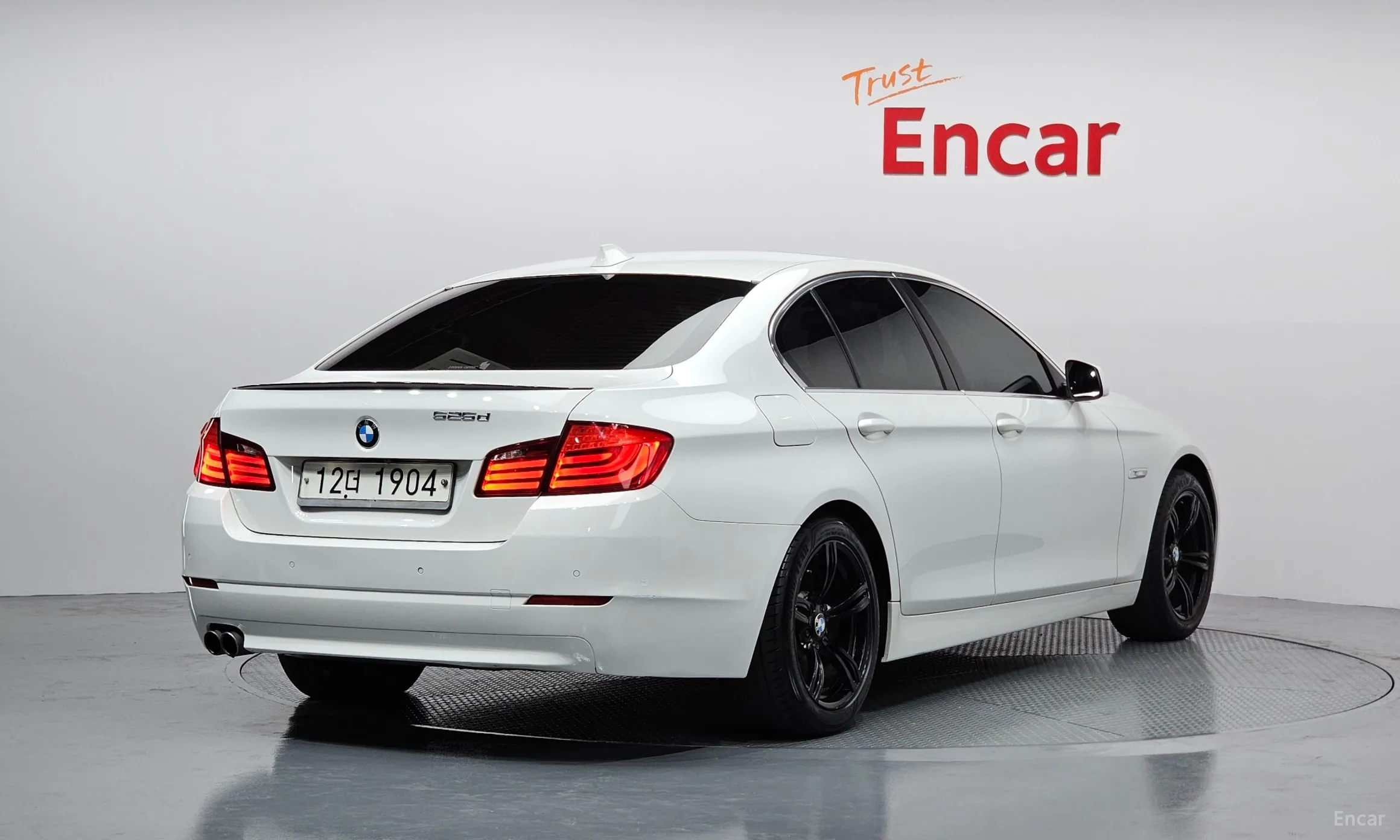 BMW 5 Series (F10) превью 2