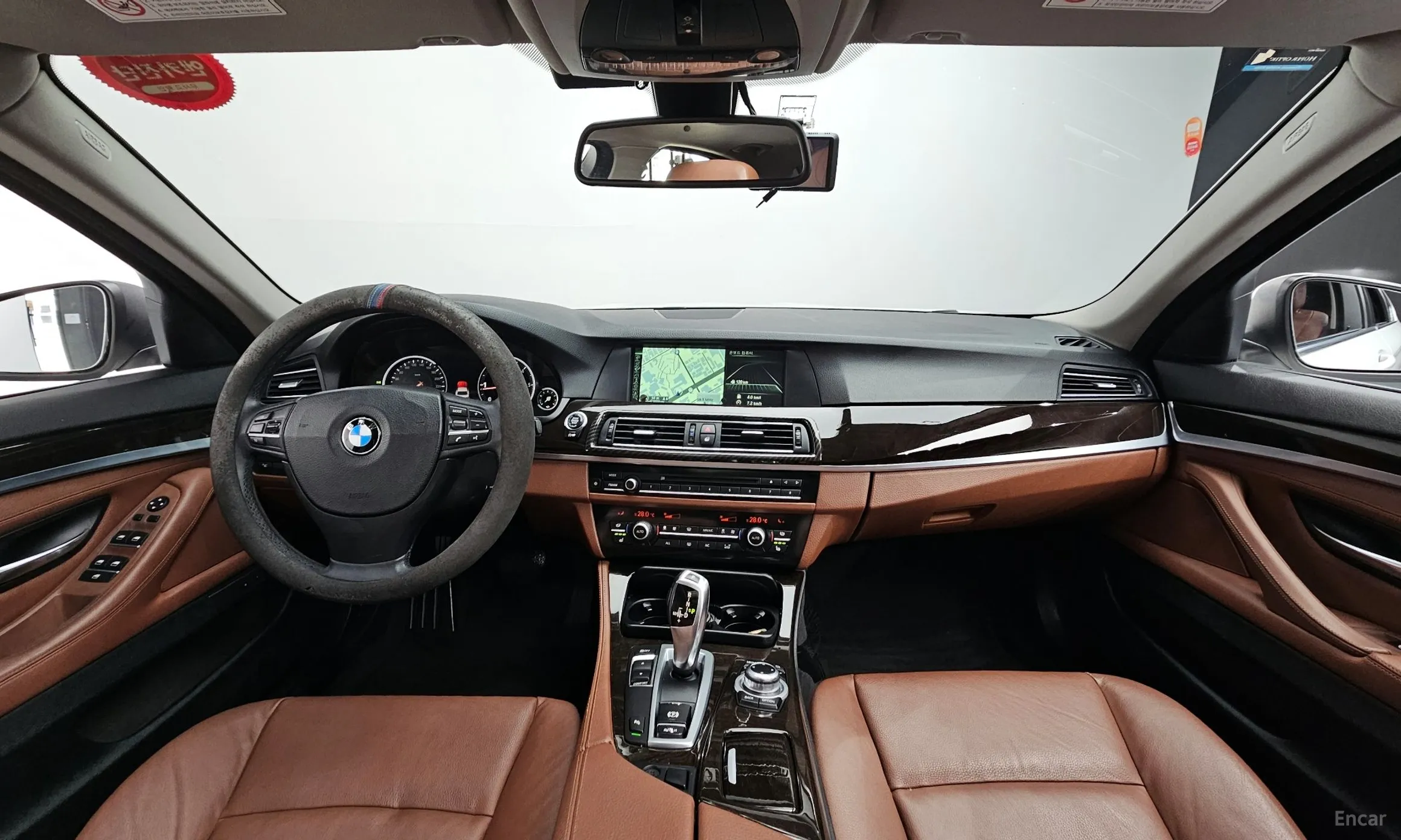 BMW 5 Series (F10) превью 7