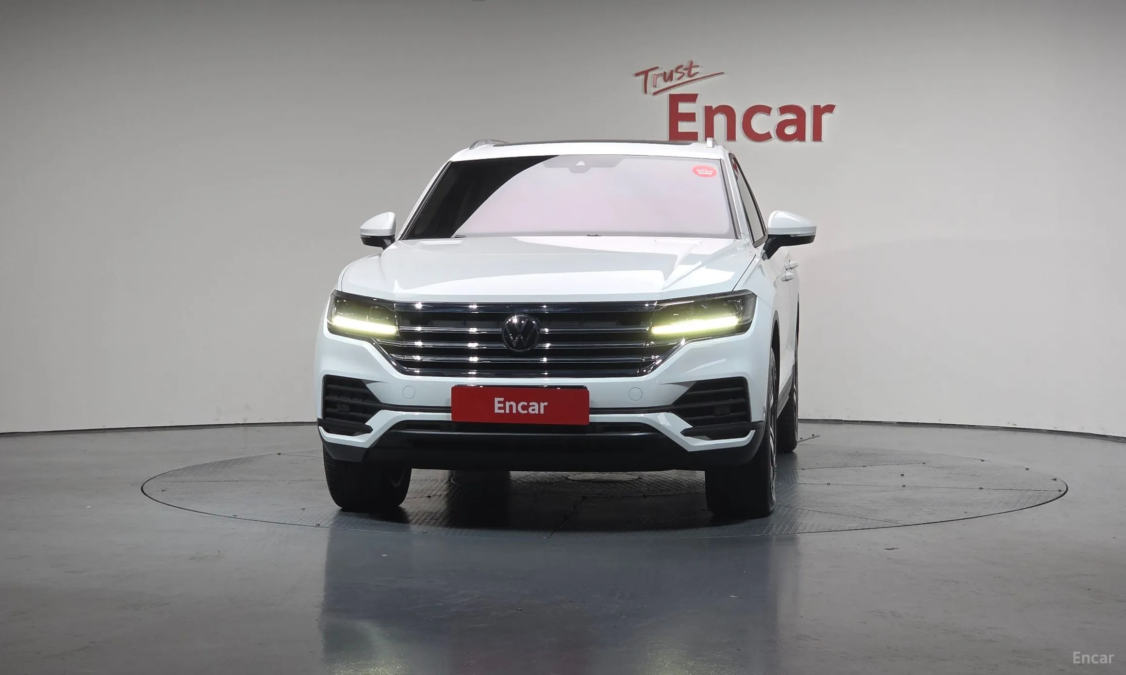 Volkswagen Touareg 3rd Generation превью 3