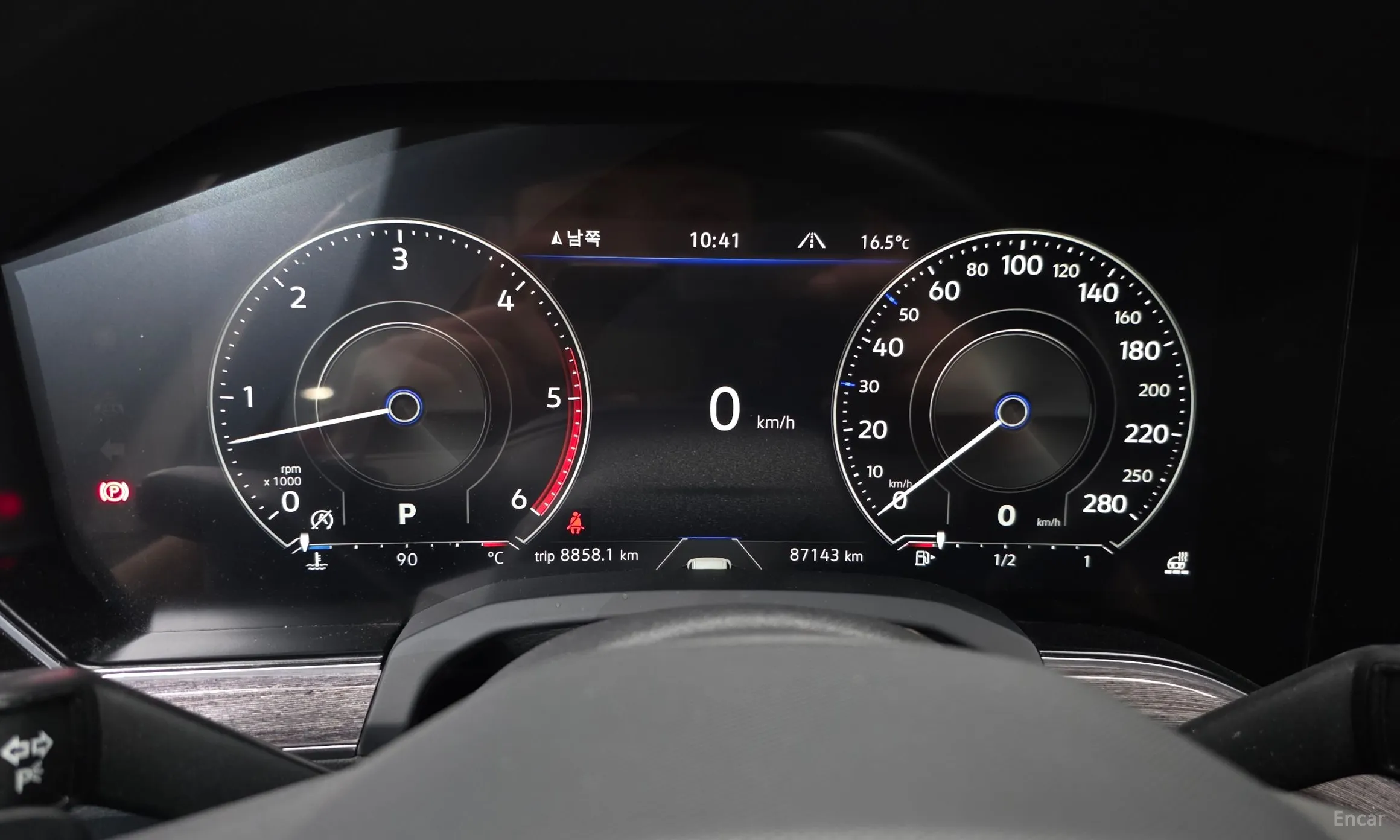 Volkswagen Touareg 3rd Generation превью 8