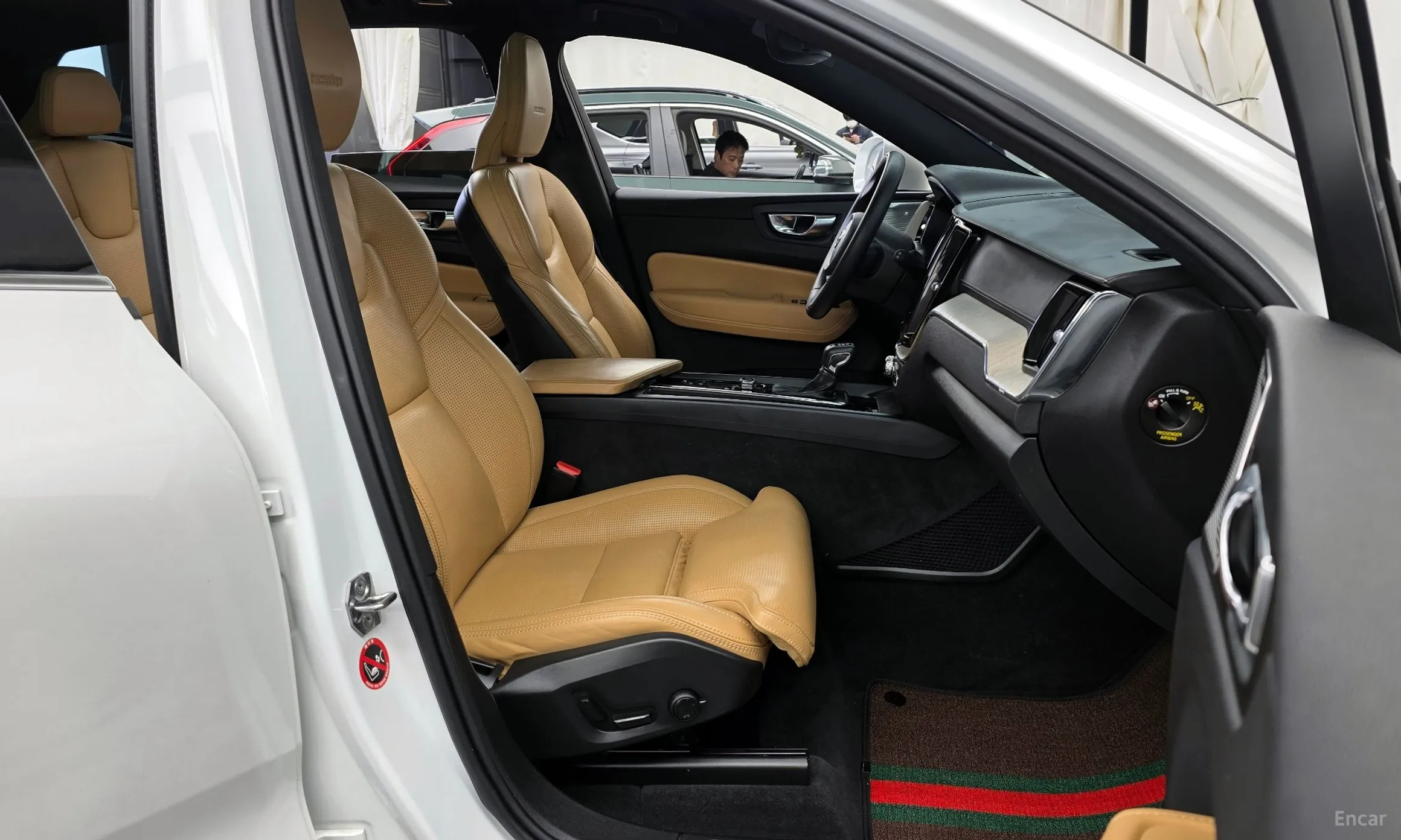 Volvo XC60 Gen 2 превью 11