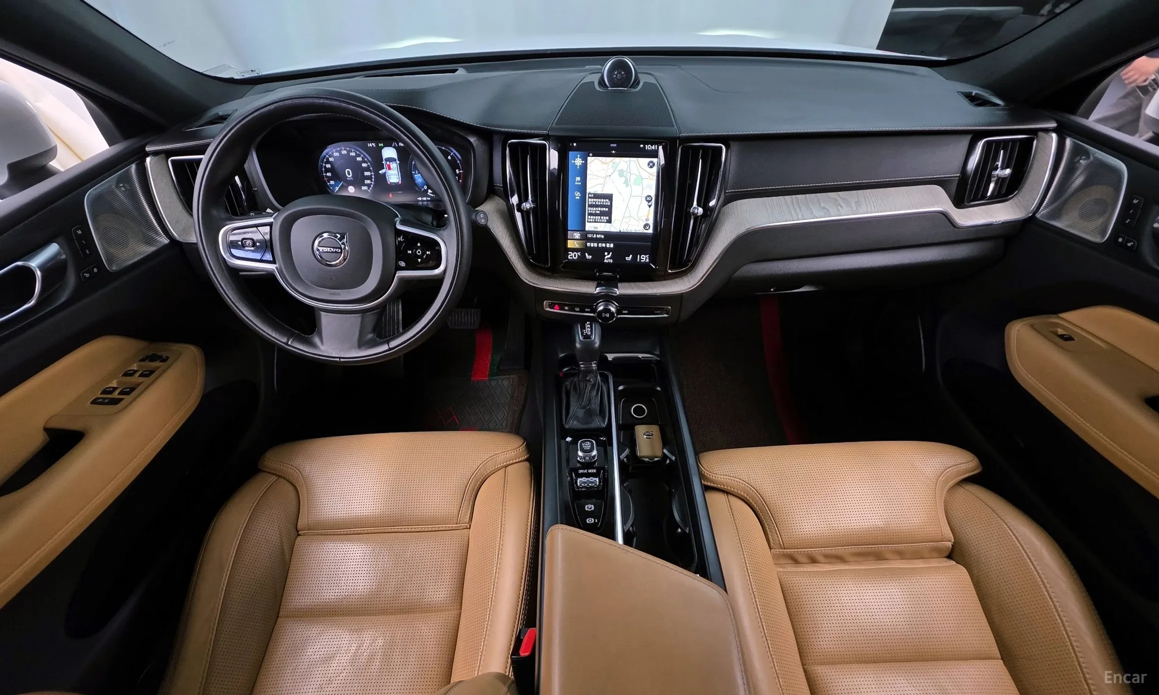 Volvo XC60 Gen 2 превью 7