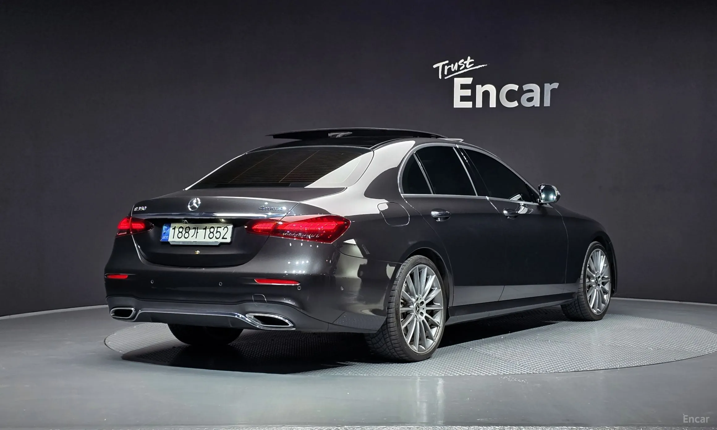 Mercedes Benz E-Class W213