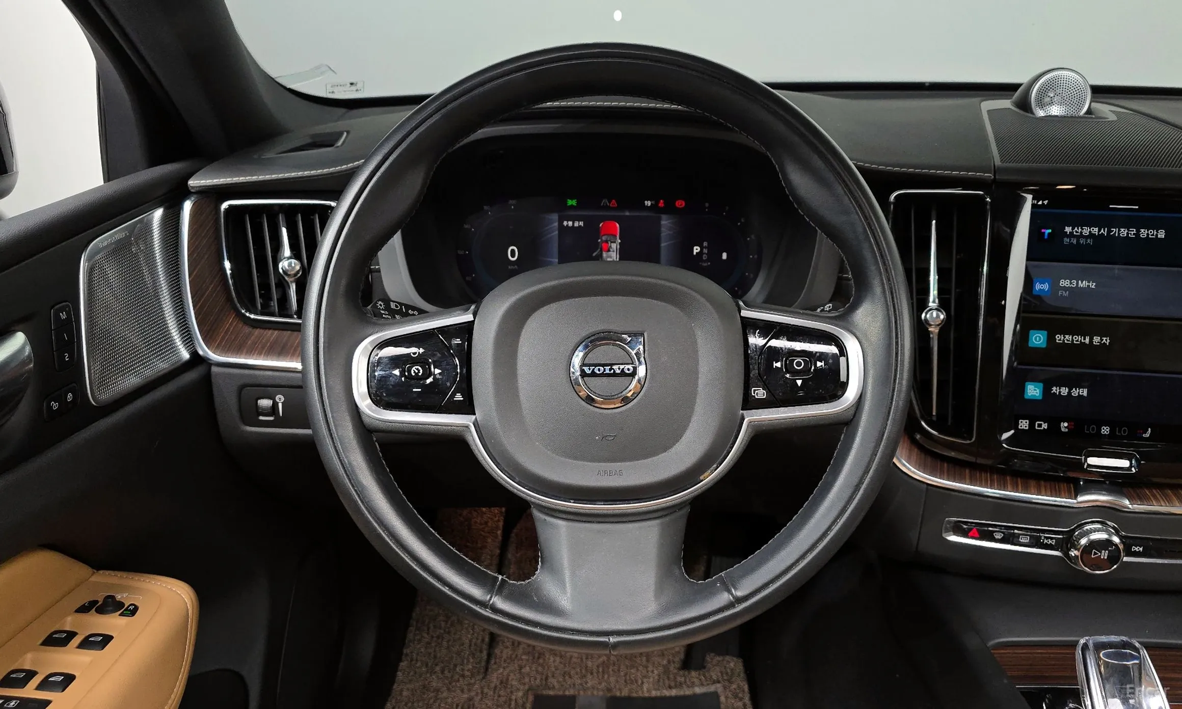 Volvo XC60 Gen 2 превью 13