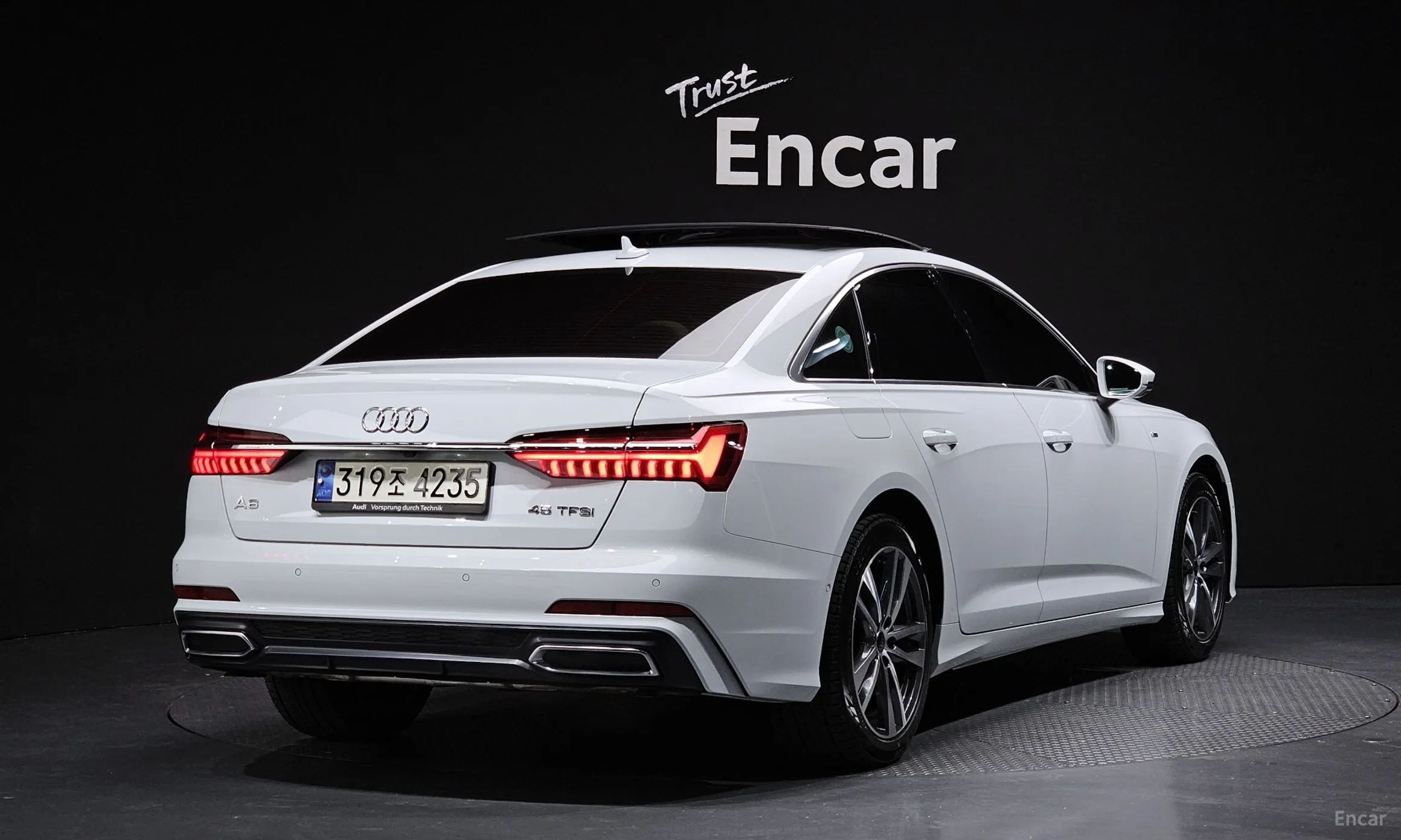 Audi A6 (C8) превью 2