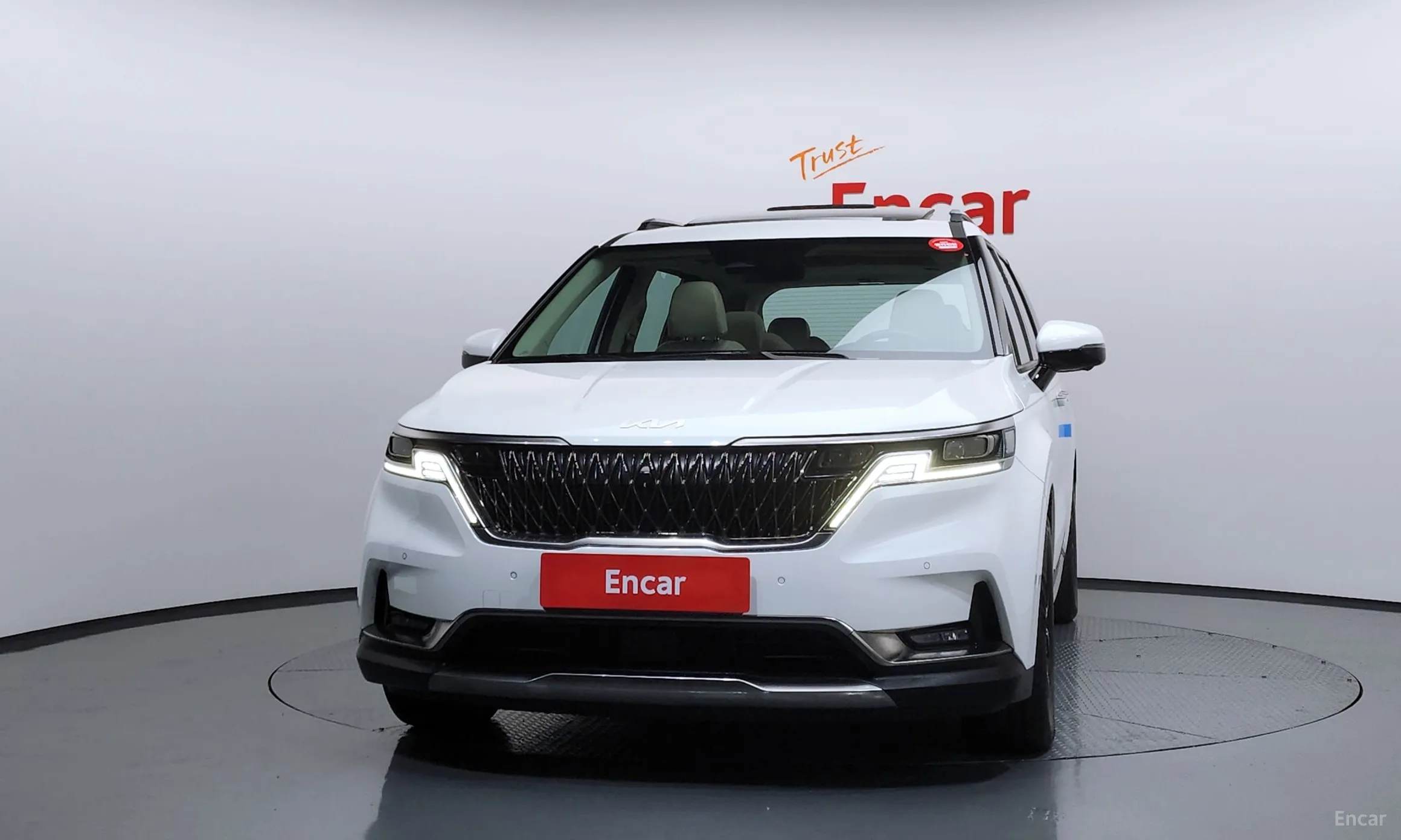 Kia Carnival Gen 4 превью 3