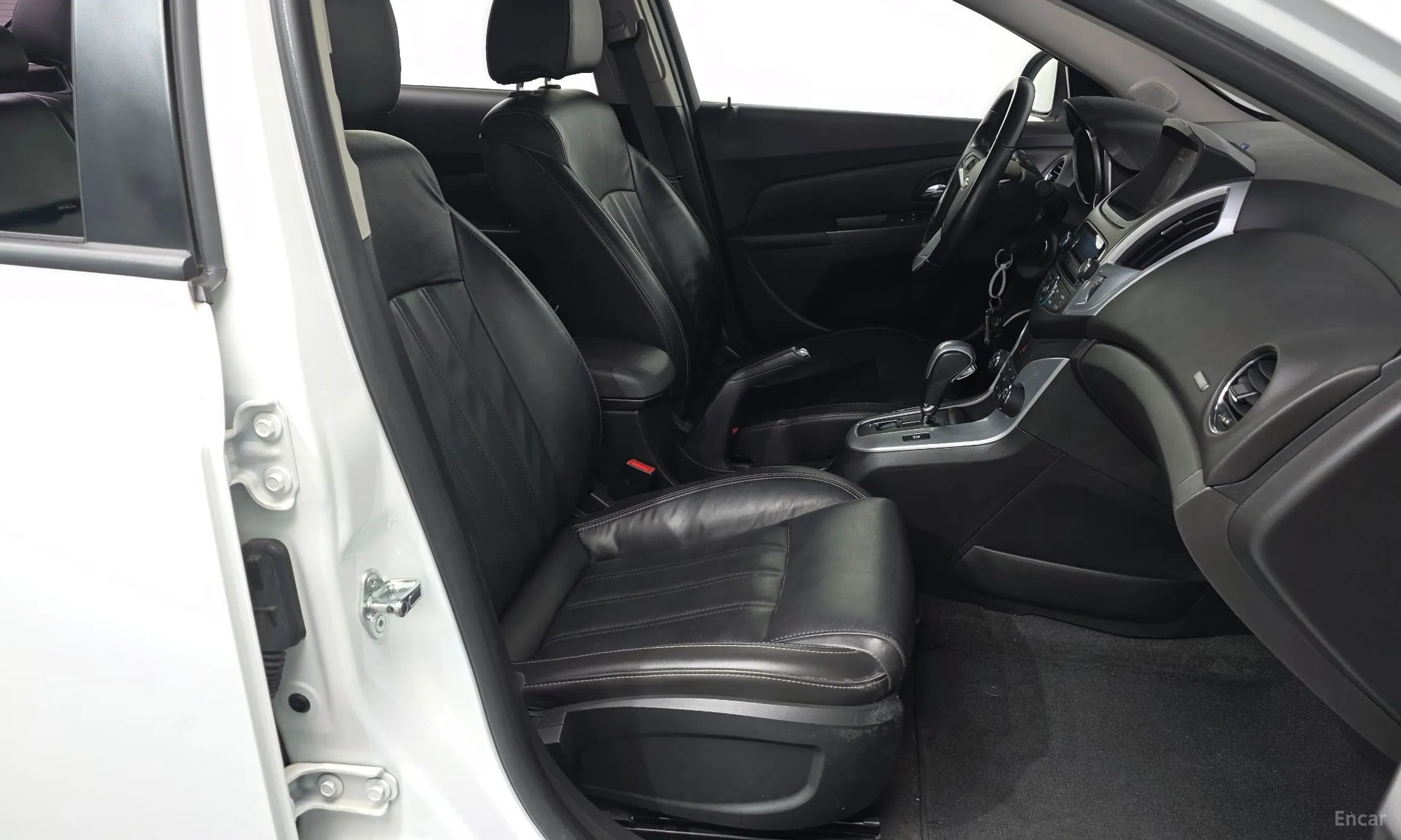 Chevrolet (GM Daewoo) Cruze превью 10