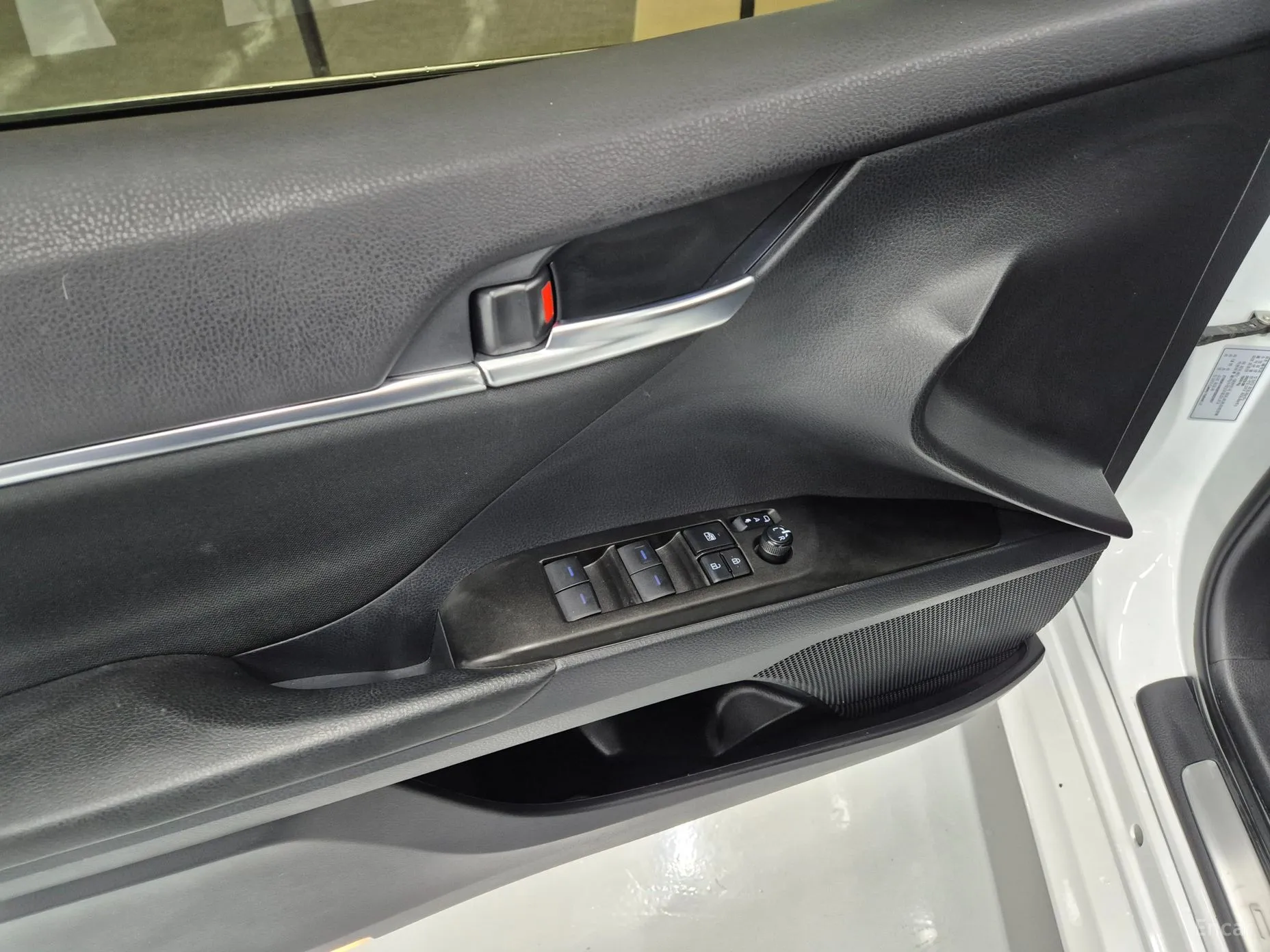 Toyota Camry (XV70) превью 12