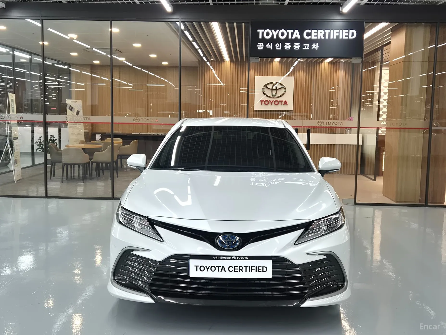 Toyota Camry (XV70) превью 3