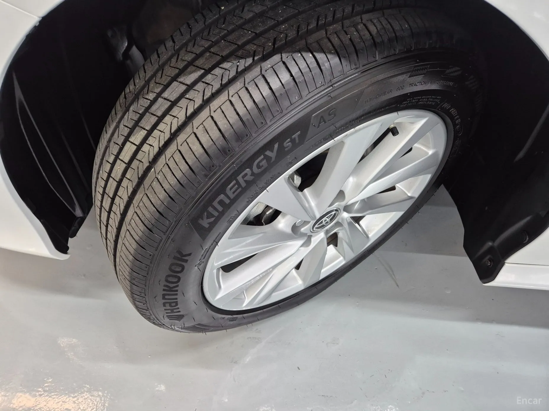 Toyota Camry (XV70) превью 5