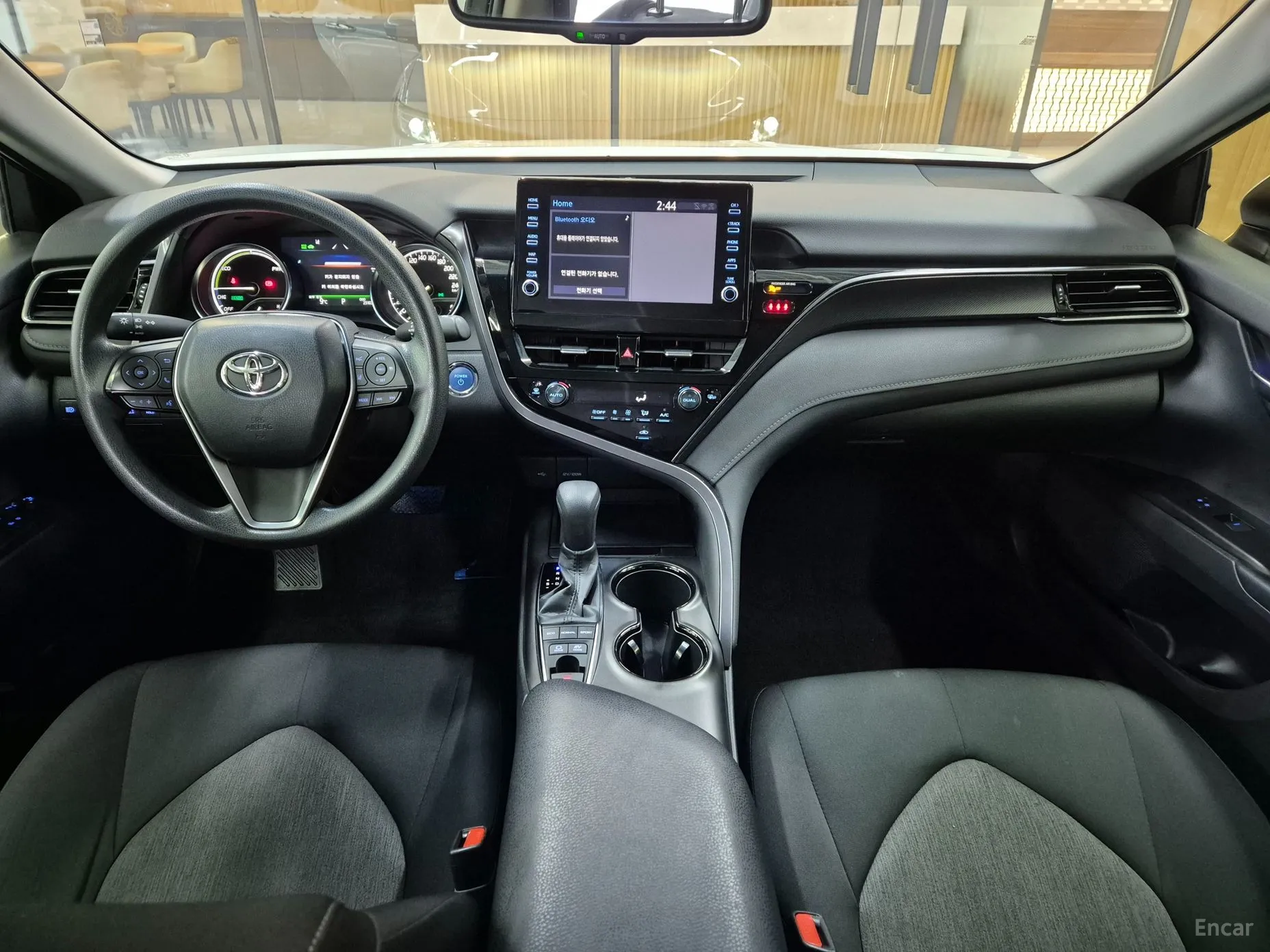 Toyota Camry (XV70) превью 7