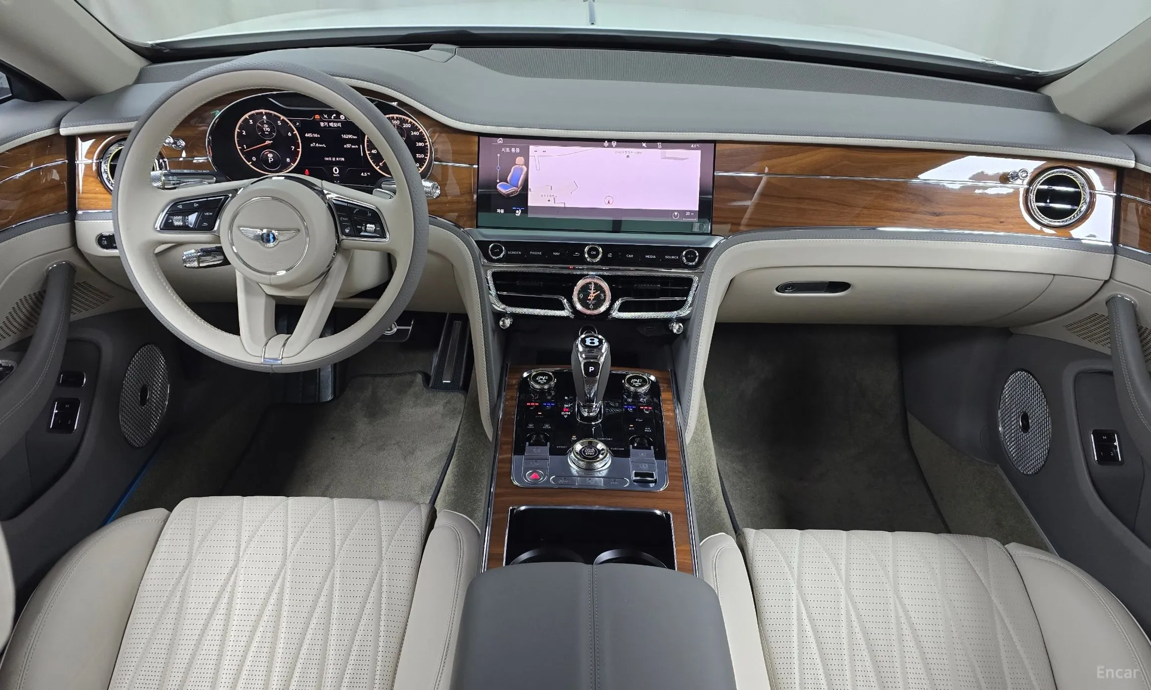 Bentley Flying Spur 3rd Generation превью 7